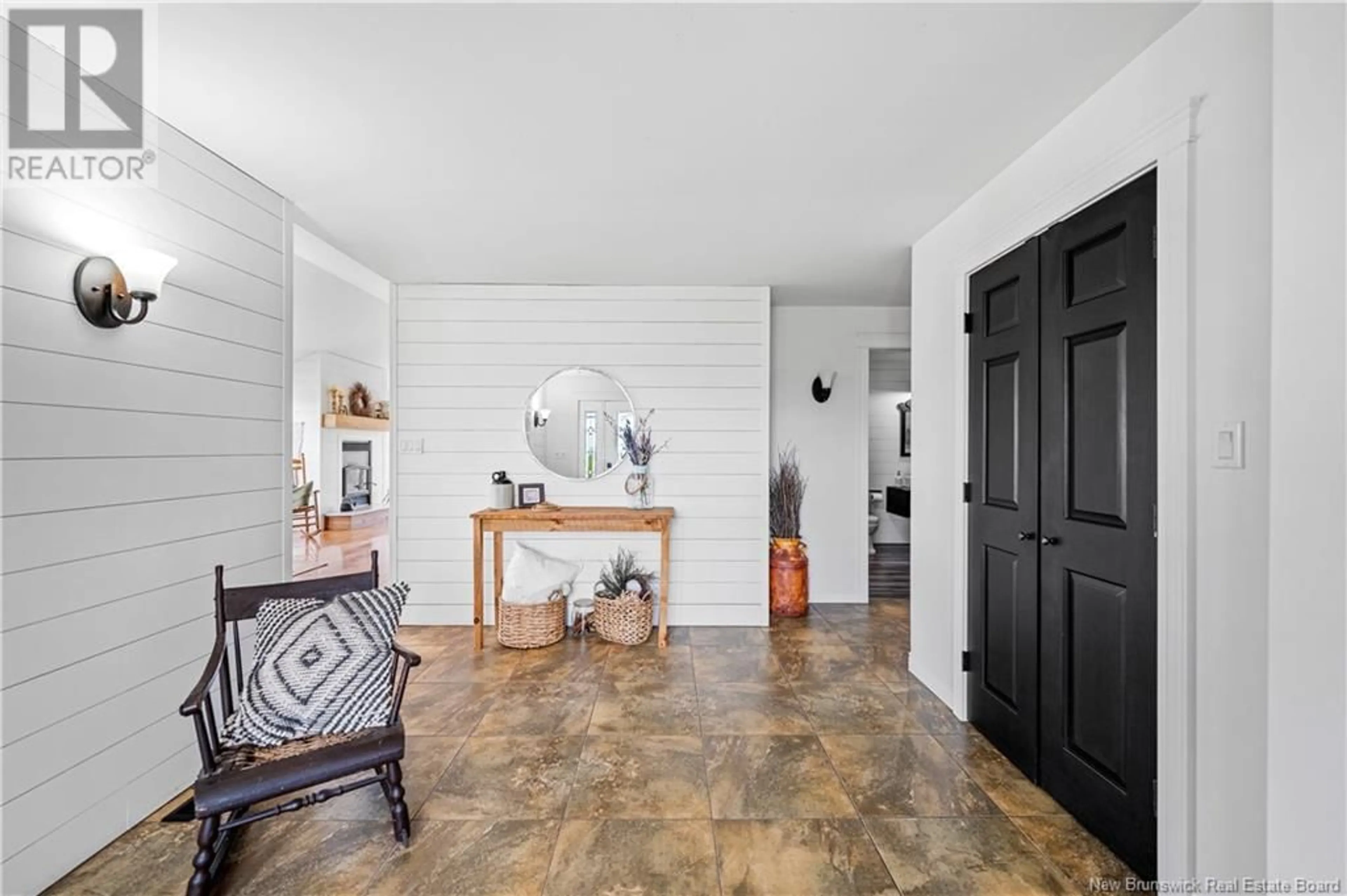 Indoor entryway for 8 ISLAND VIEW LANE, Mundleville New Brunswick E4T0B1