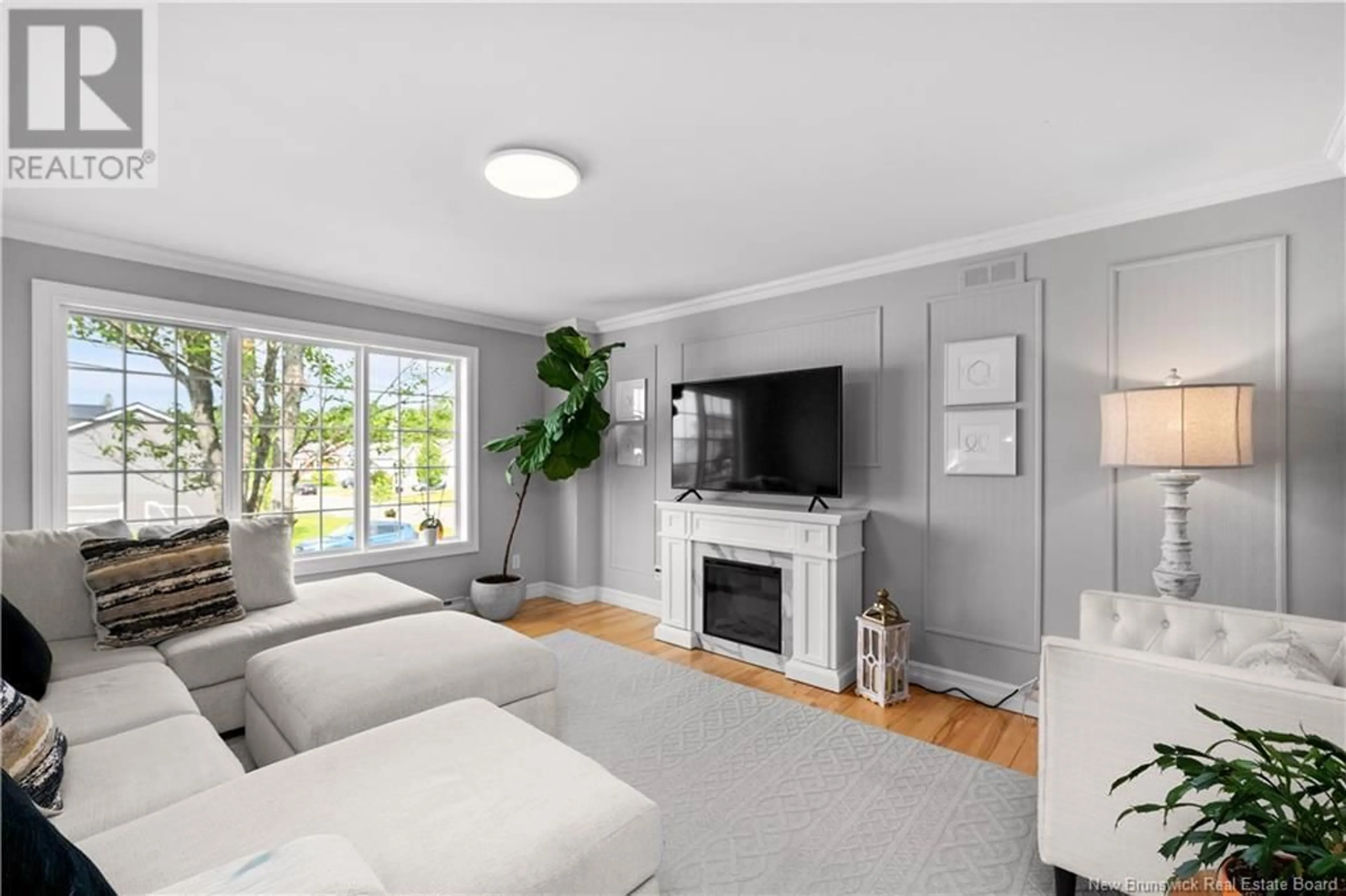Living room with furniture, unknown for 10 DU MOULIN, Dieppe New Brunswick E1A0N9