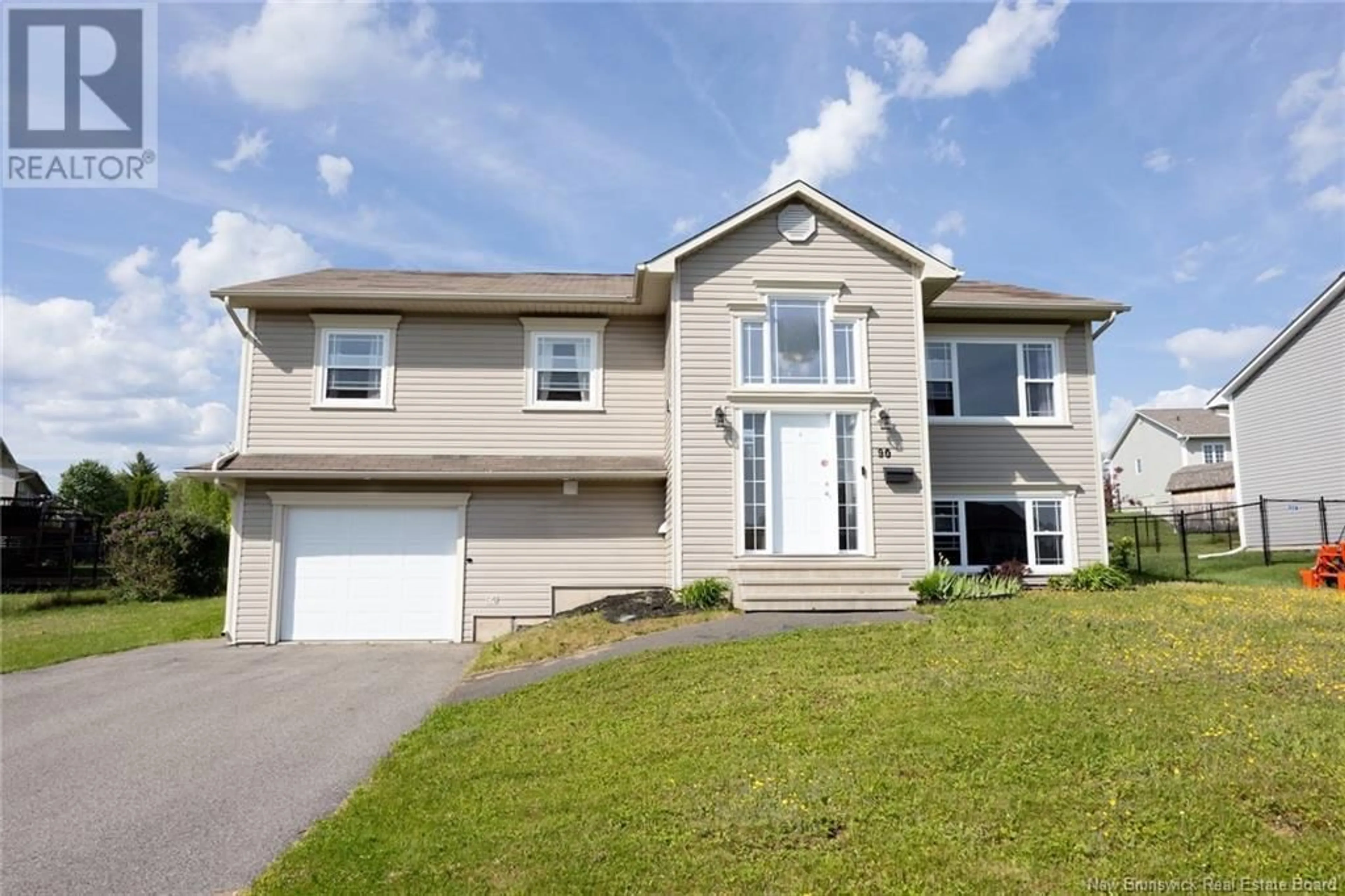 Home with vinyl exterior material, street for 90 WATLING CRESCENT, Oromocto New Brunswick E2V4M8