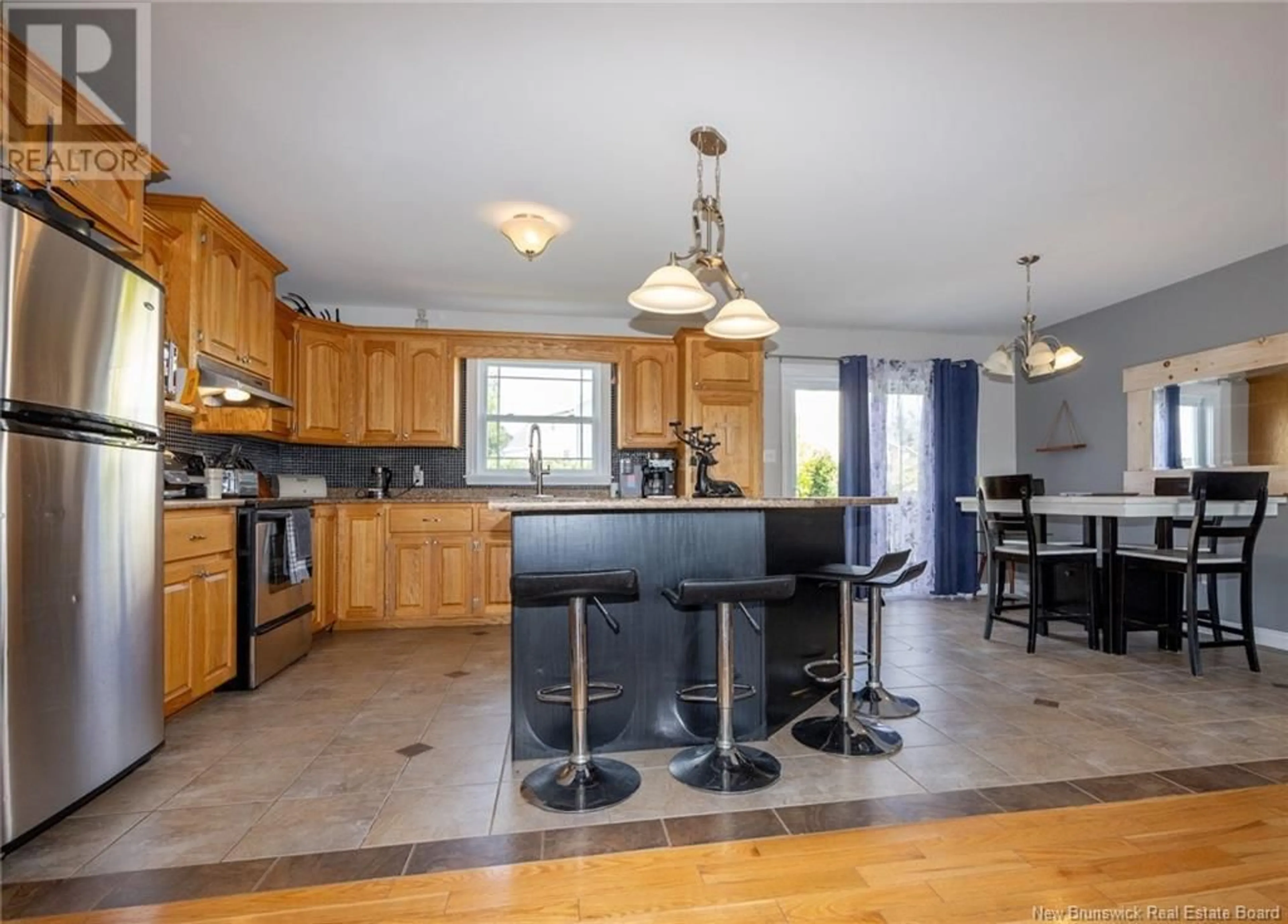 Open concept kitchen, ceramic/tile floor for 90 WATLING CRESCENT, Oromocto New Brunswick E2V4M8