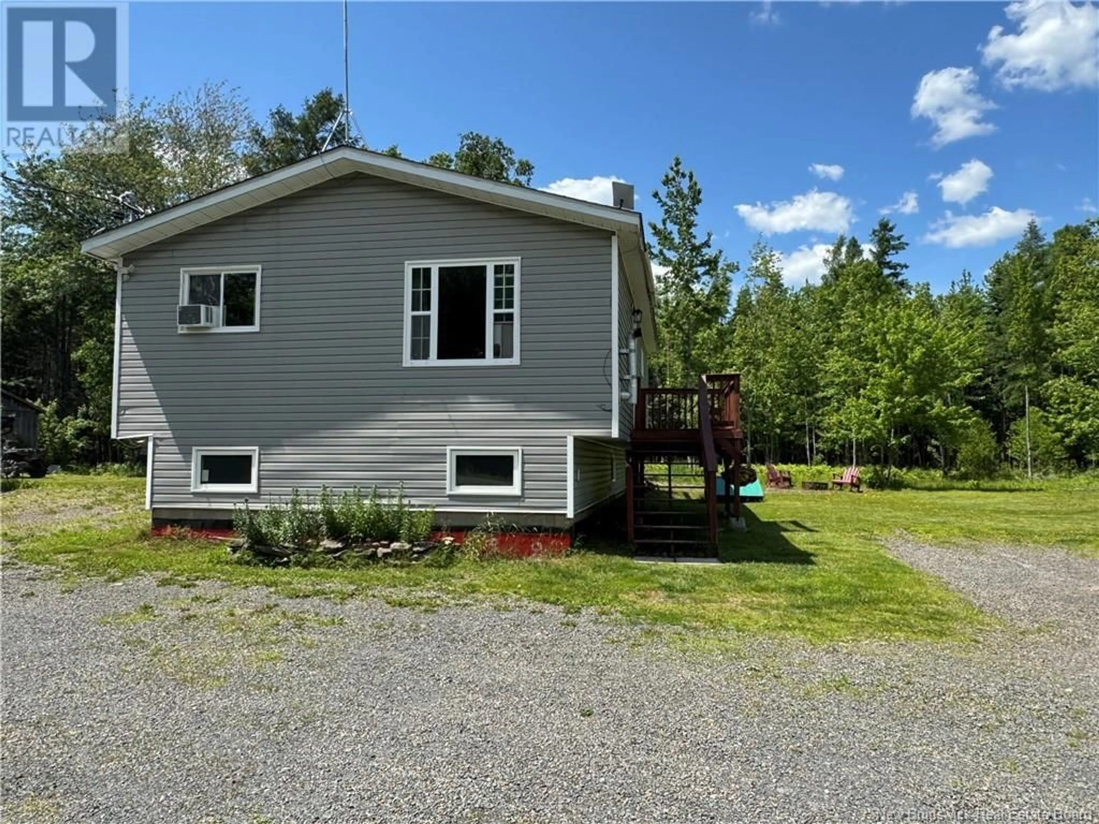 Home with vinyl exterior material, unknown for 1187 ROUTE 690, Maquapit Lake New Brunswick E4B1R1