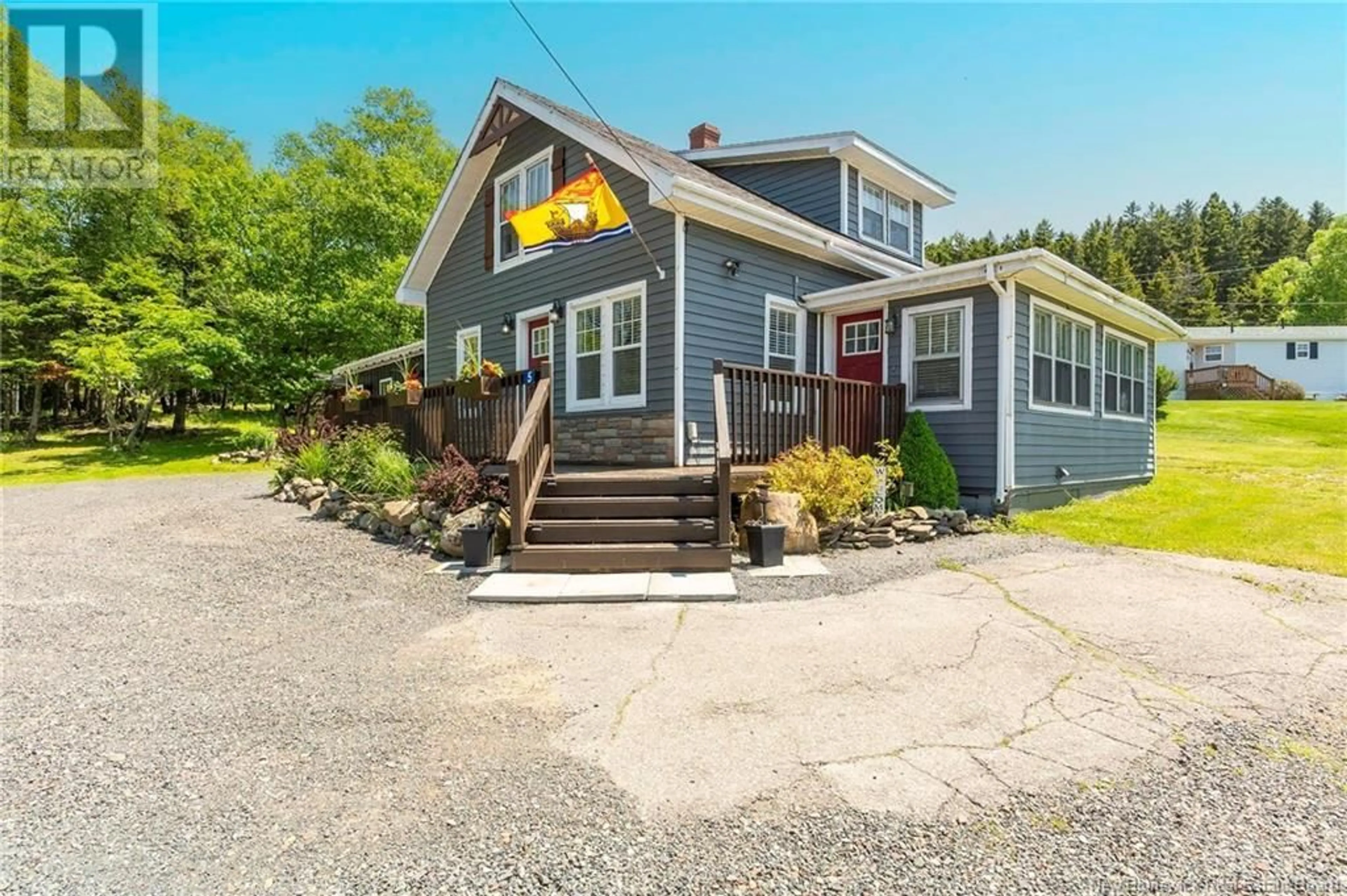 Home with vinyl exterior material, street for 5 WALLACE COVE ROAD, Blacks Harbour New Brunswick E5H1G9