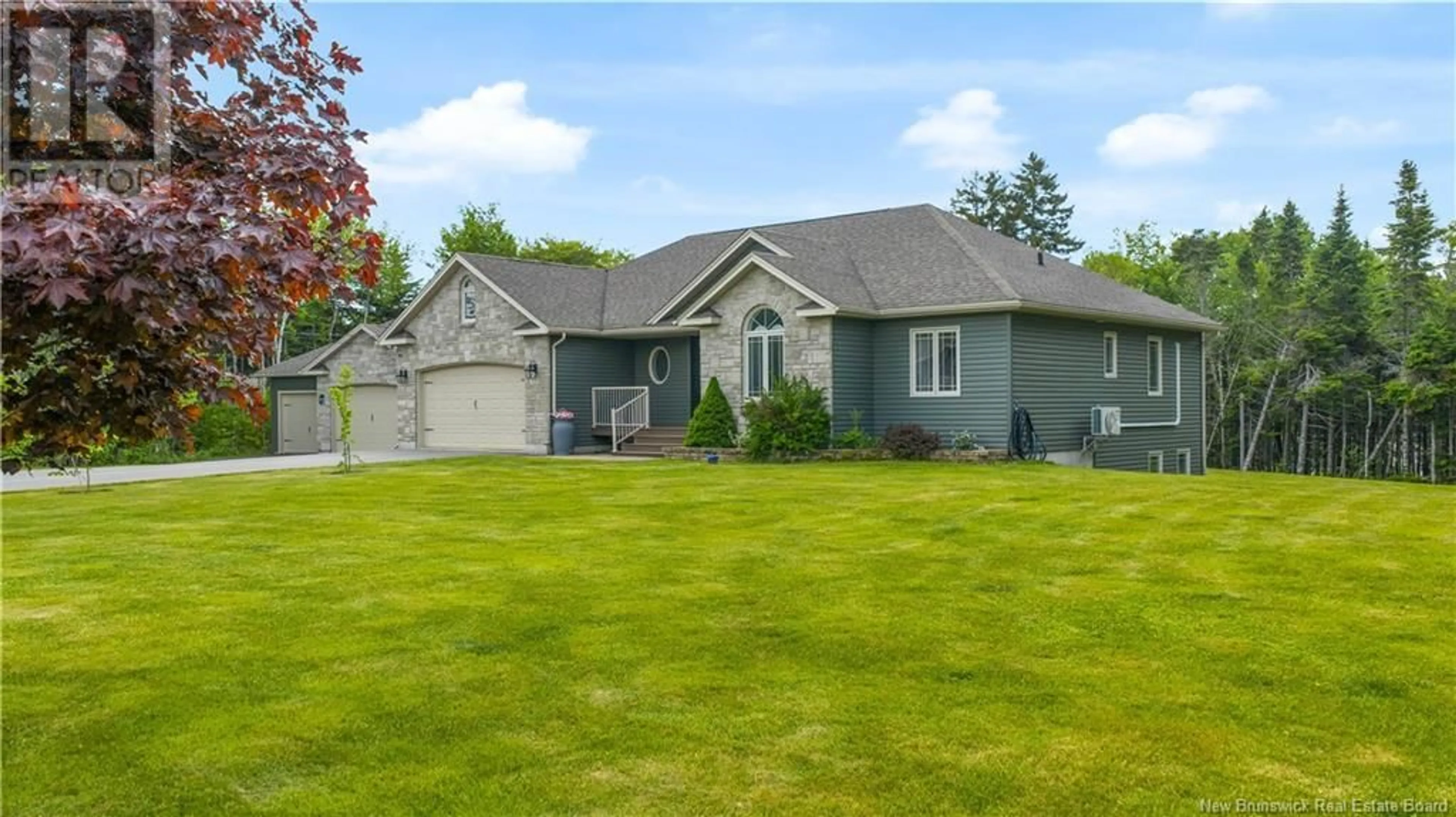 Home with vinyl exterior material, street for 121 MEREDITH AVENUE, Saint John New Brunswick E2N0B7