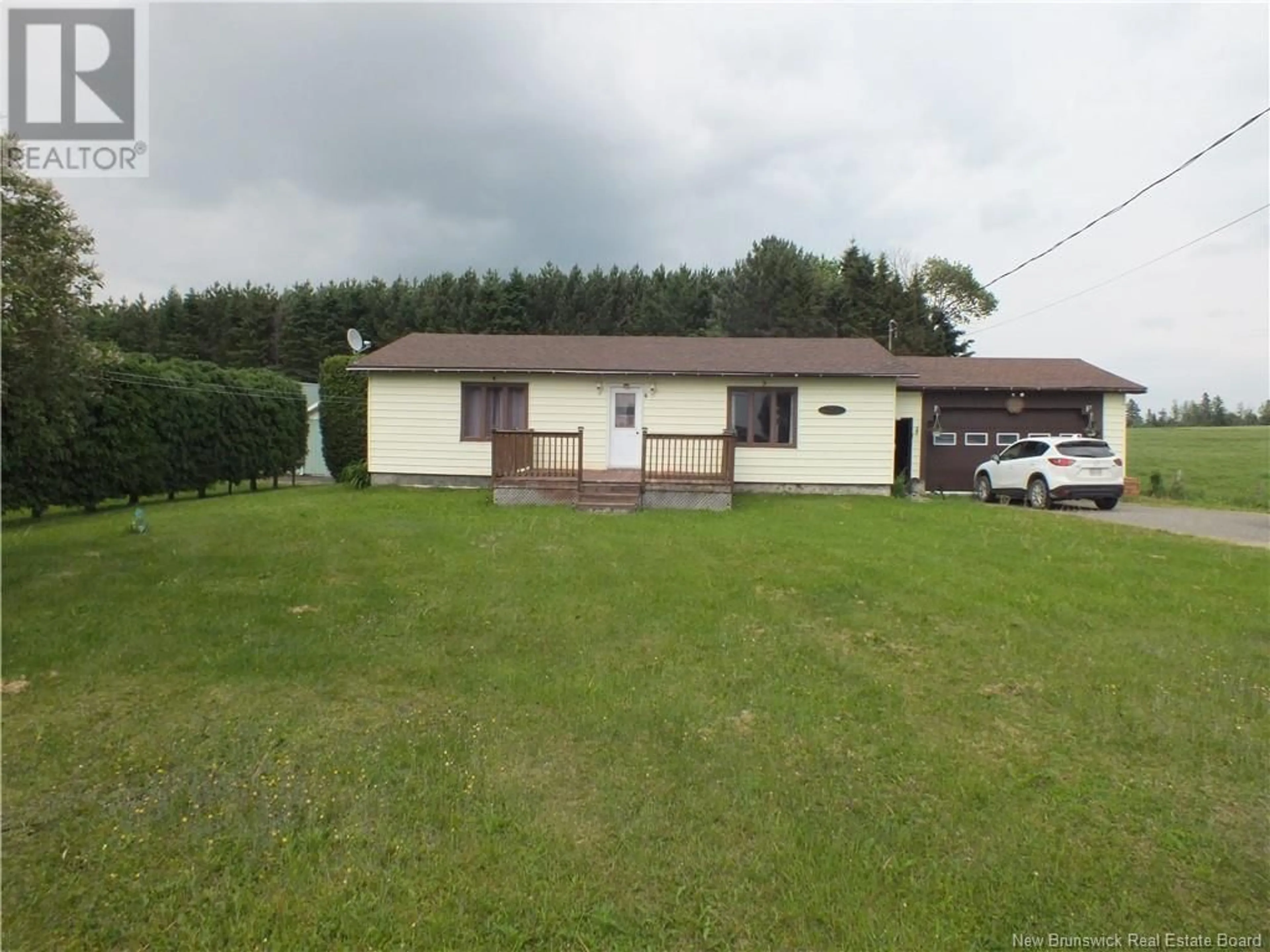 A pic from outside/outdoor area/front of a property/back of a property/a pic from drone, building for 3004 ROUTE 130, Four Falls New Brunswick E3Z2G5