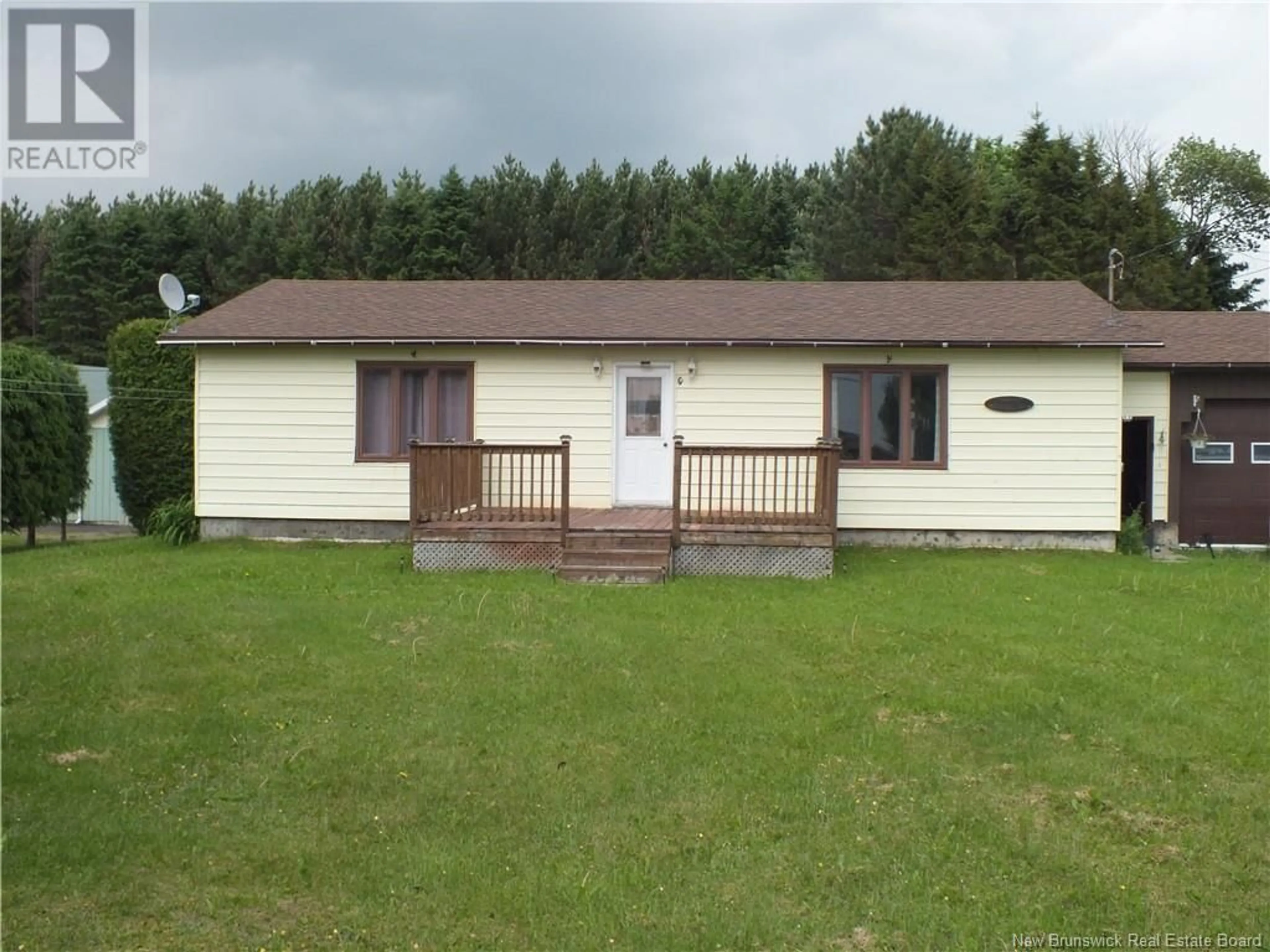 A pic from outside/outdoor area/front of a property/back of a property/a pic from drone, building for 3004 ROUTE 130, Four Falls New Brunswick E3Z2G5
