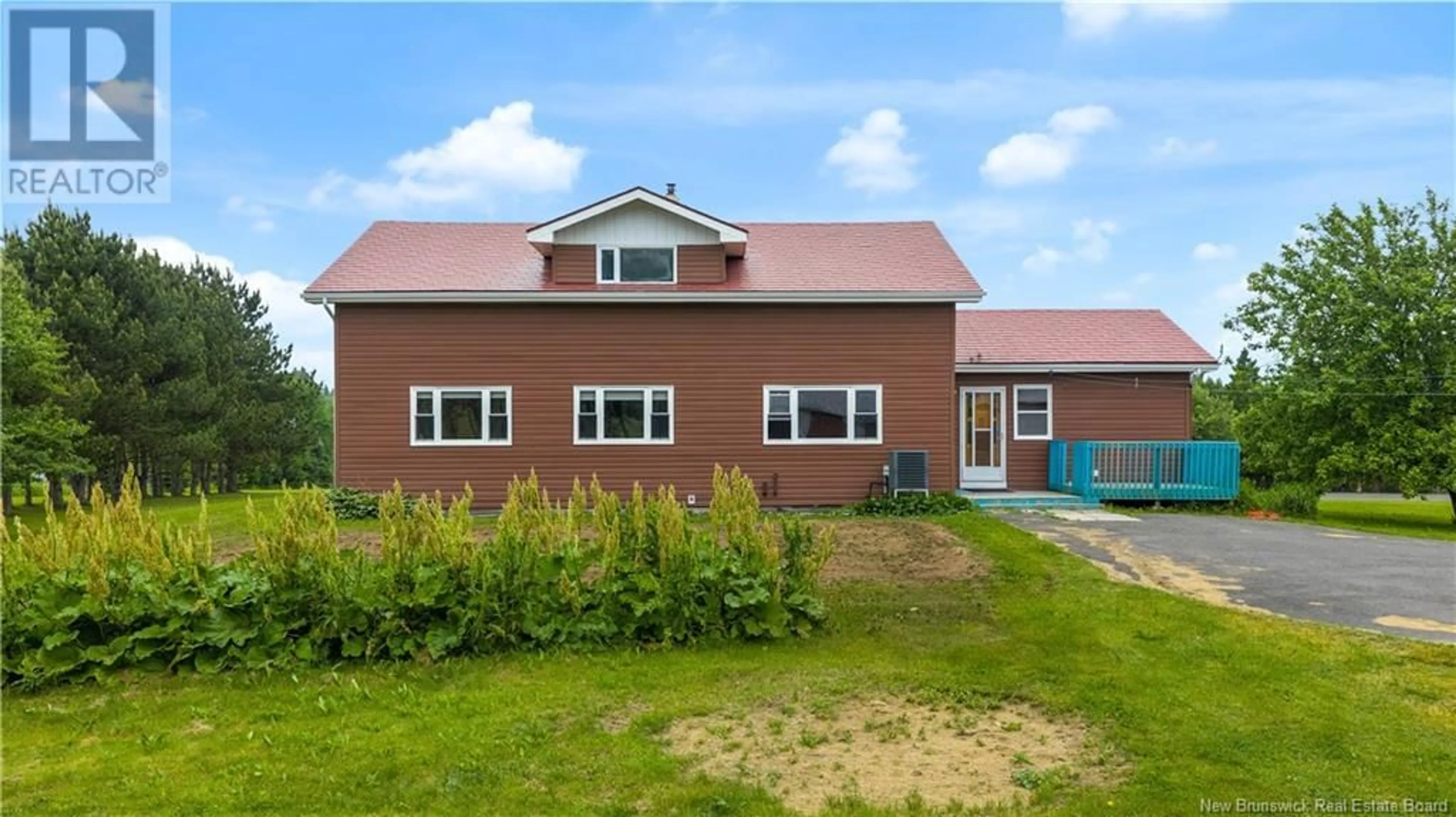 Home with vinyl exterior material, building for 135 BLOOMFIELD RIDGE SOUTH ROAD, Bloomfield New Brunswick E5N4X5