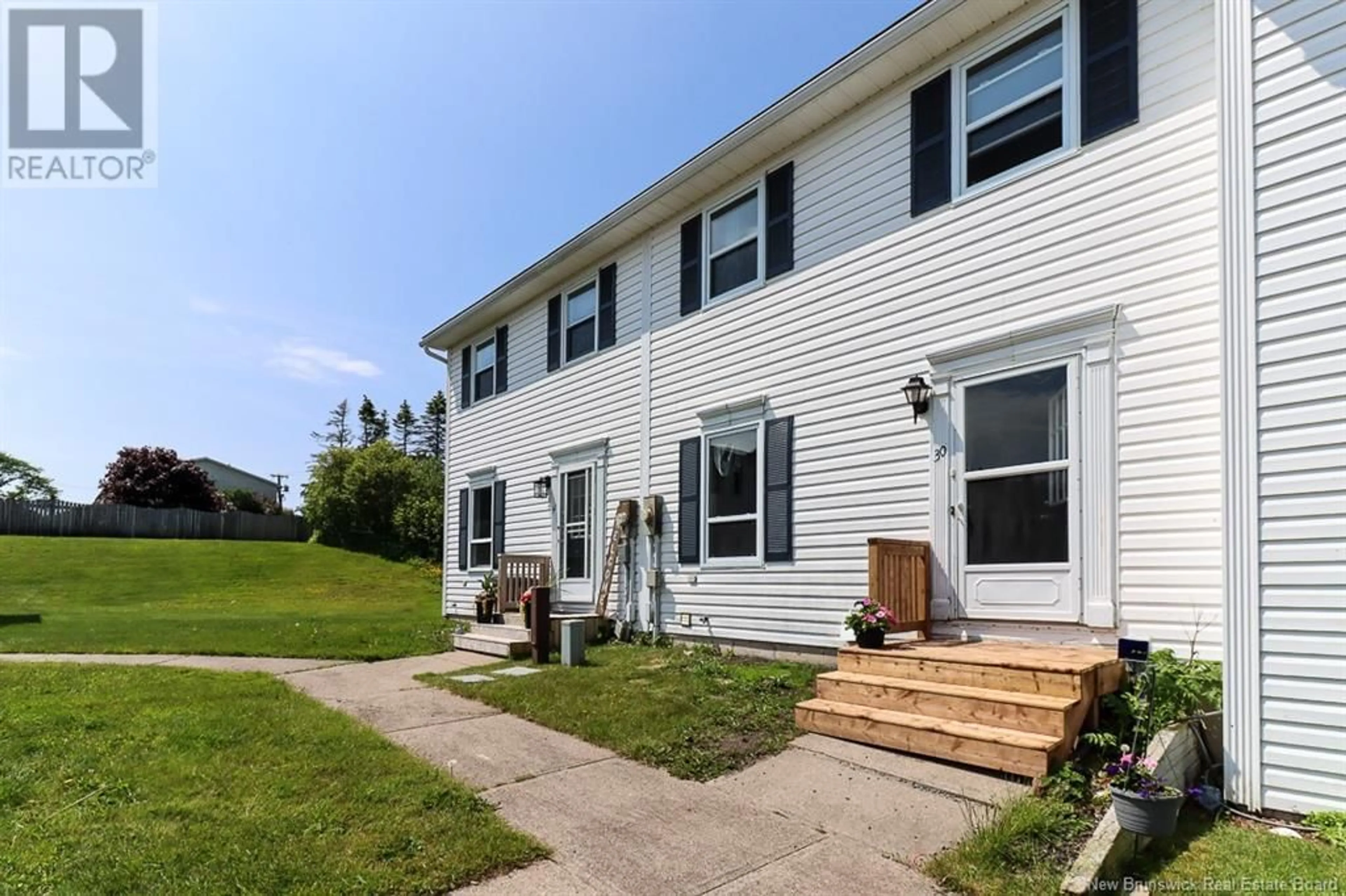Home with vinyl exterior material, street for 30 MEADOWLAND TERRACE, Saint John New Brunswick E2M5S2