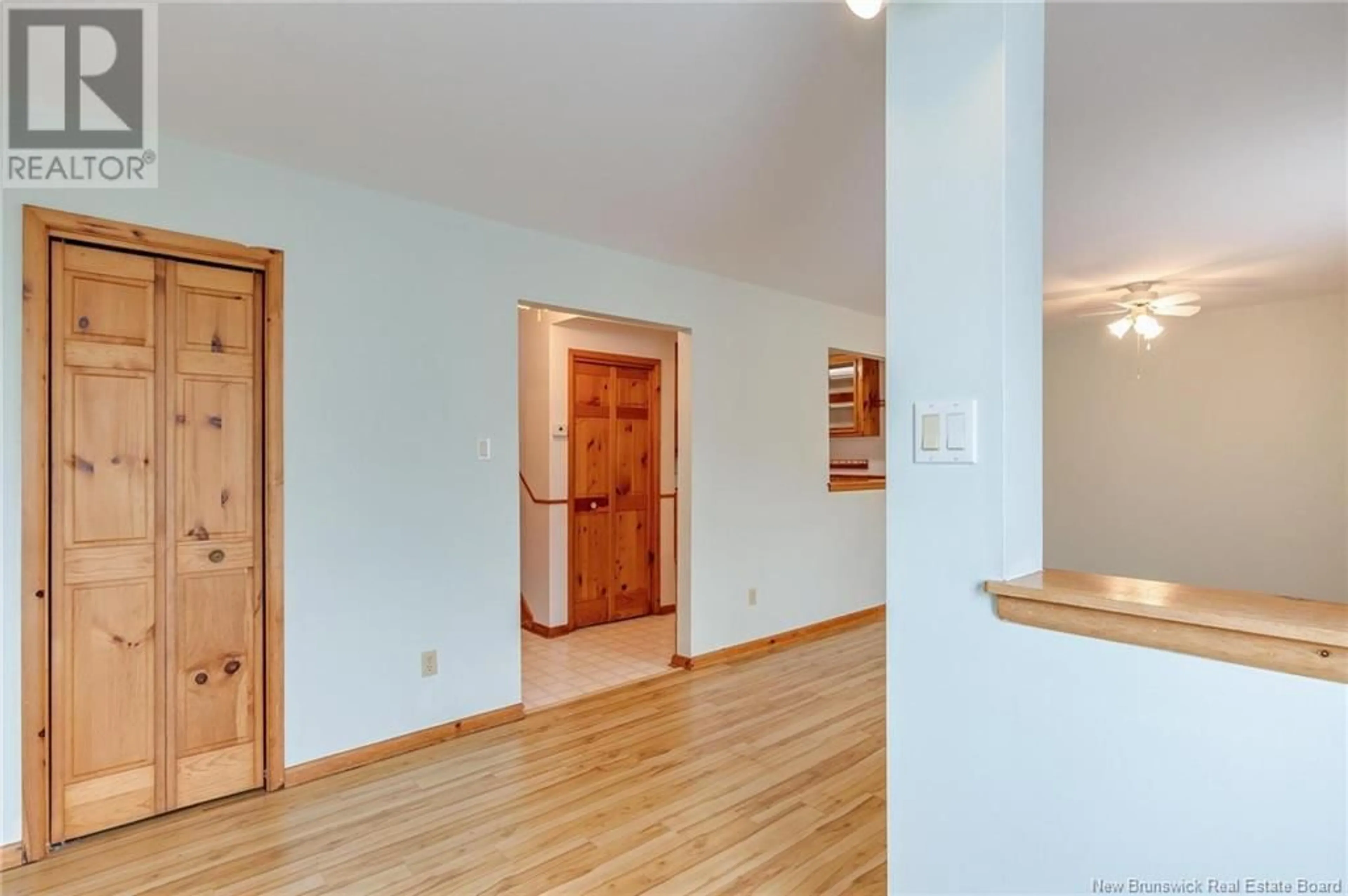 Indoor entryway for 5 WATERFALL DRIVE, Riverview New Brunswick E1B4M1