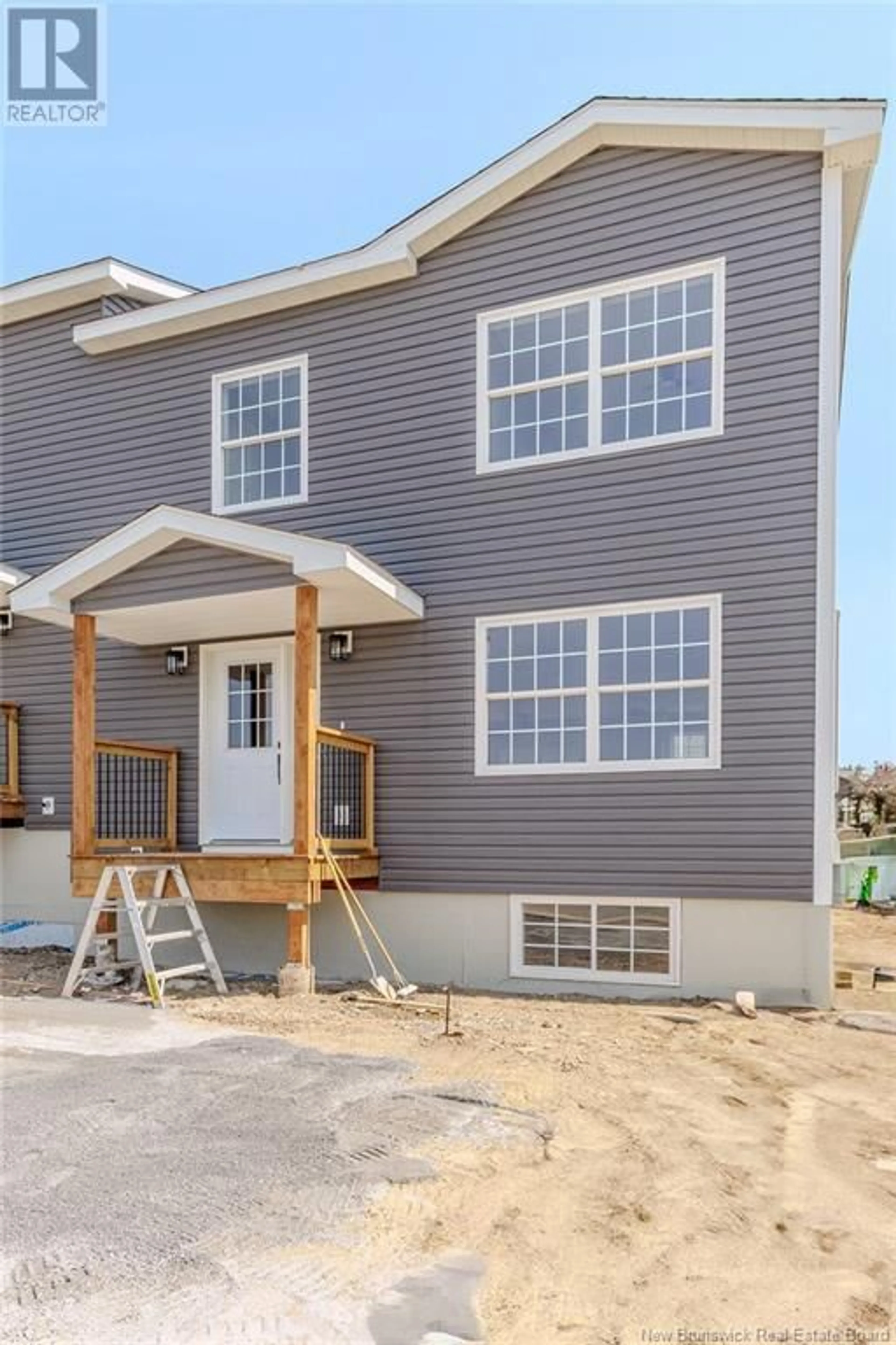 Home with vinyl exterior material, building for 10 MIRANDA WAY, Saint John New Brunswick E2J0G9