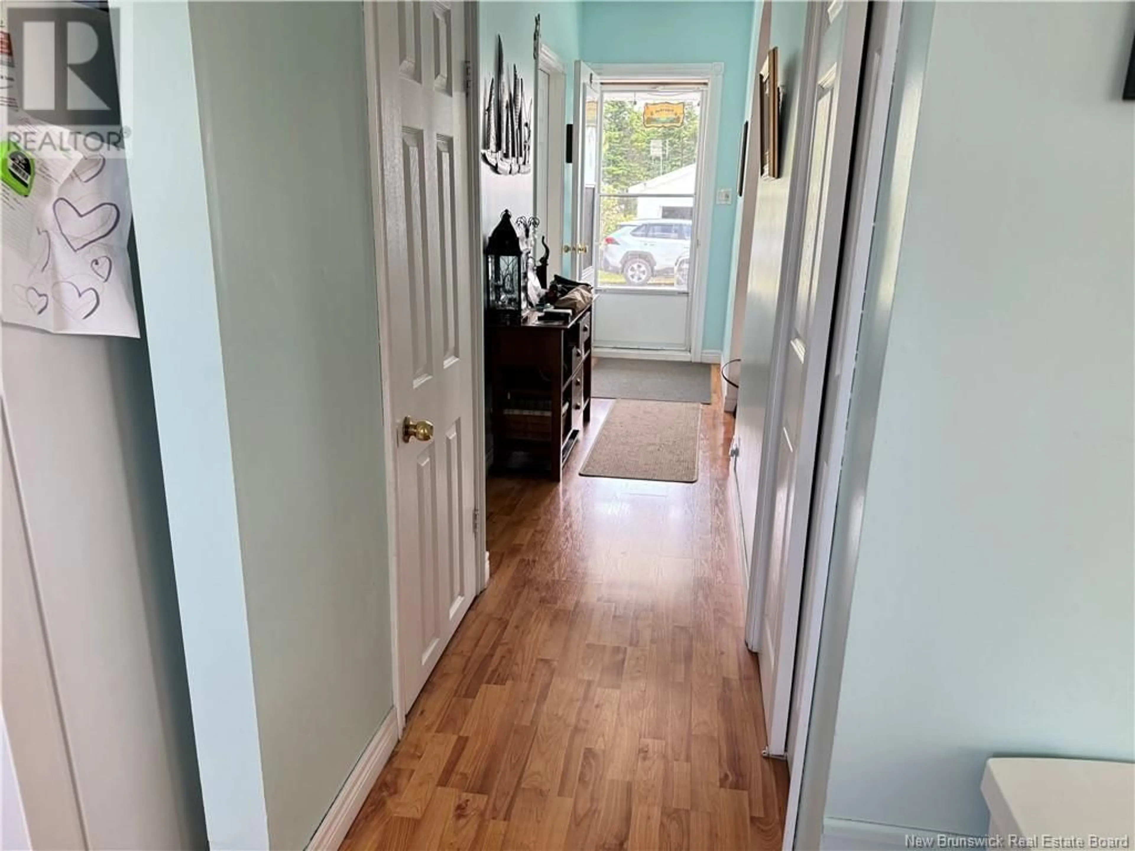 Indoor entryway for 82 265 ROUTE, Kedgwick River New Brunswick E8B1R3