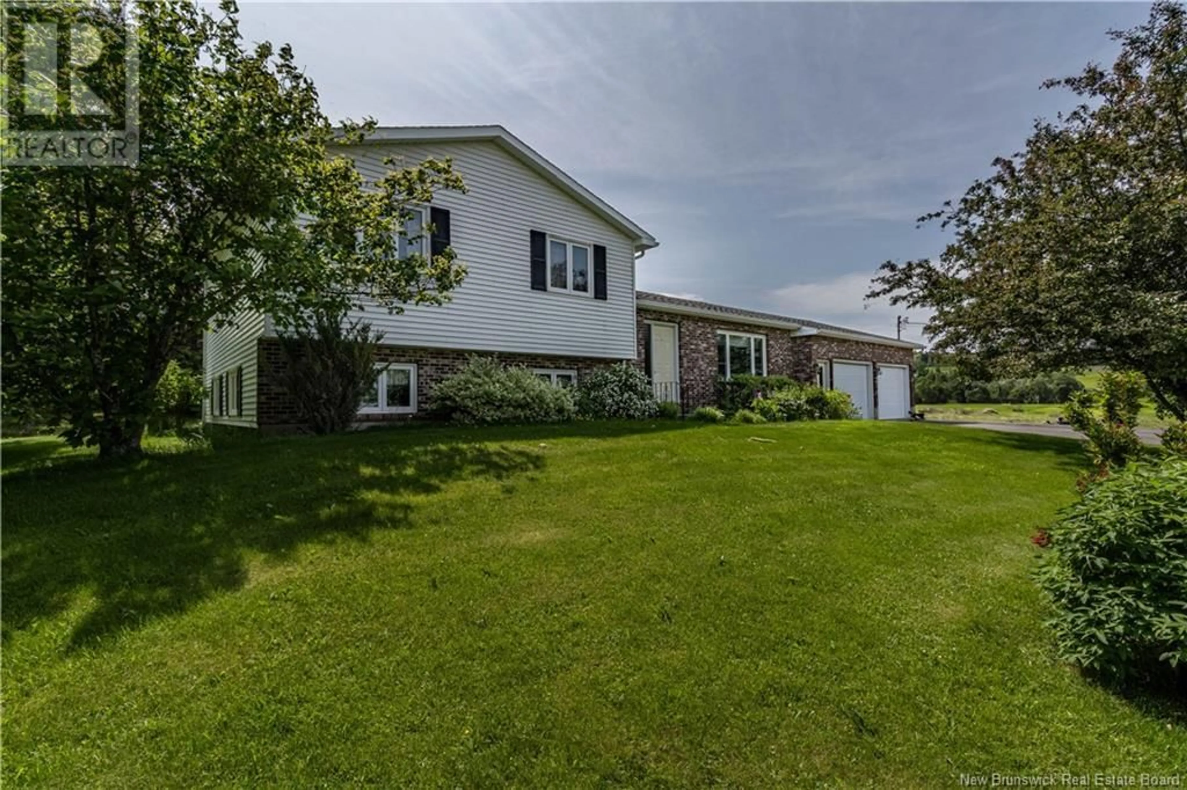 A pic from outside/outdoor area/front of a property/back of a property/a pic from drone, unknown for 1376 CARSONVILLE ROAD, Head Of Millstream New Brunswick E4G1V4