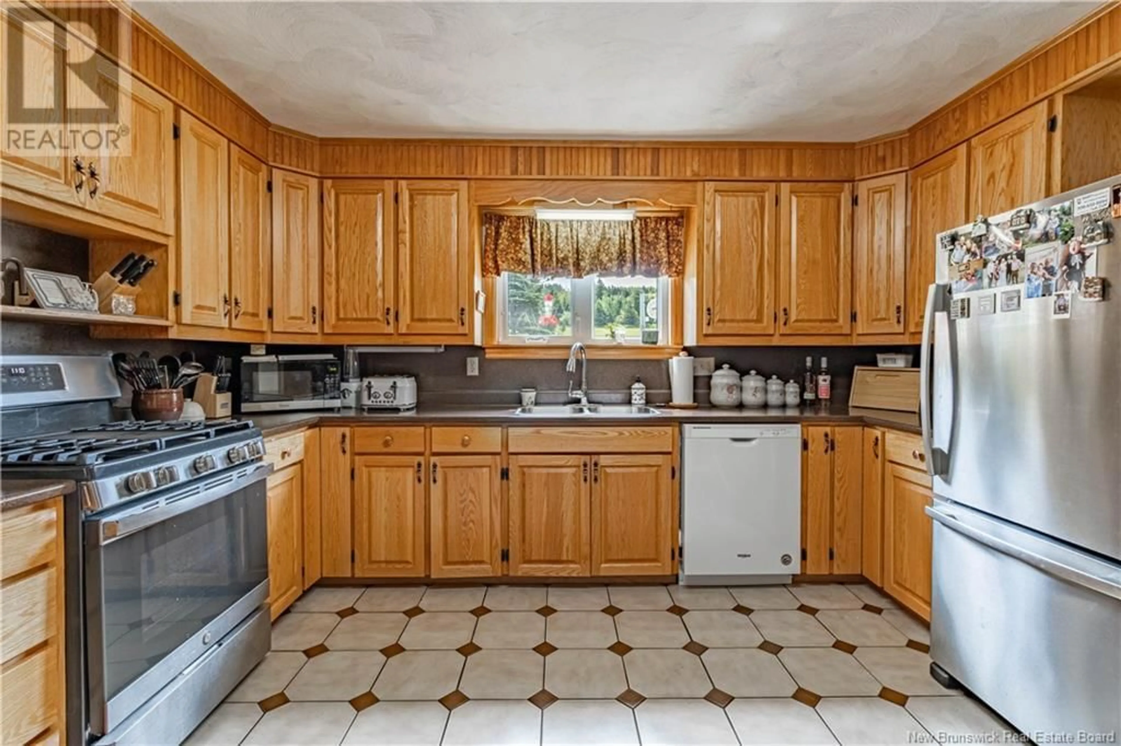 Standard kitchen, ceramic/tile floor for 1376 CARSONVILLE ROAD, Head Of Millstream New Brunswick E4G1V4