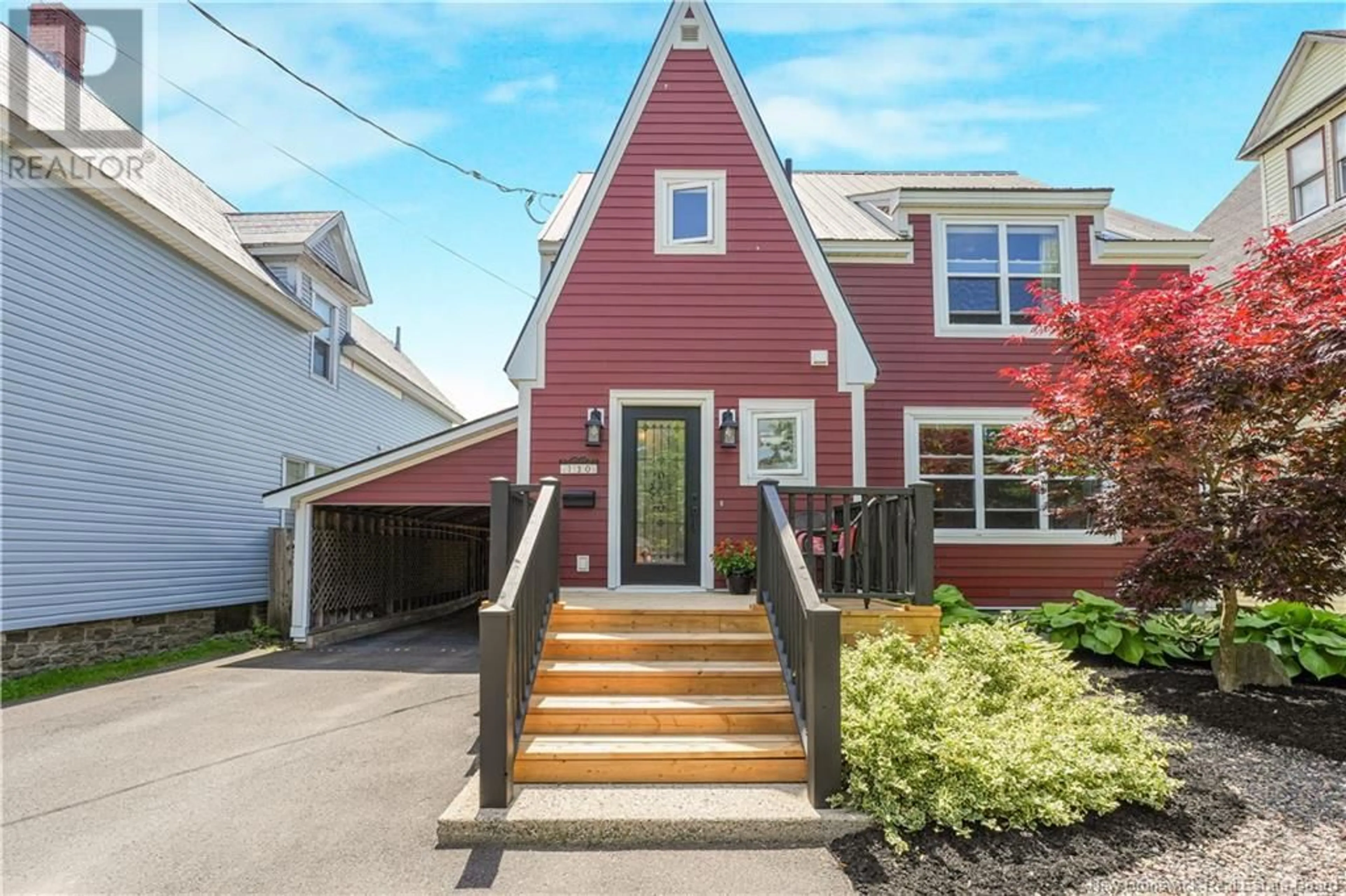 Home with vinyl exterior material, street for 130 ABERDEEN STREET, Fredericton New Brunswick E3B1R5
