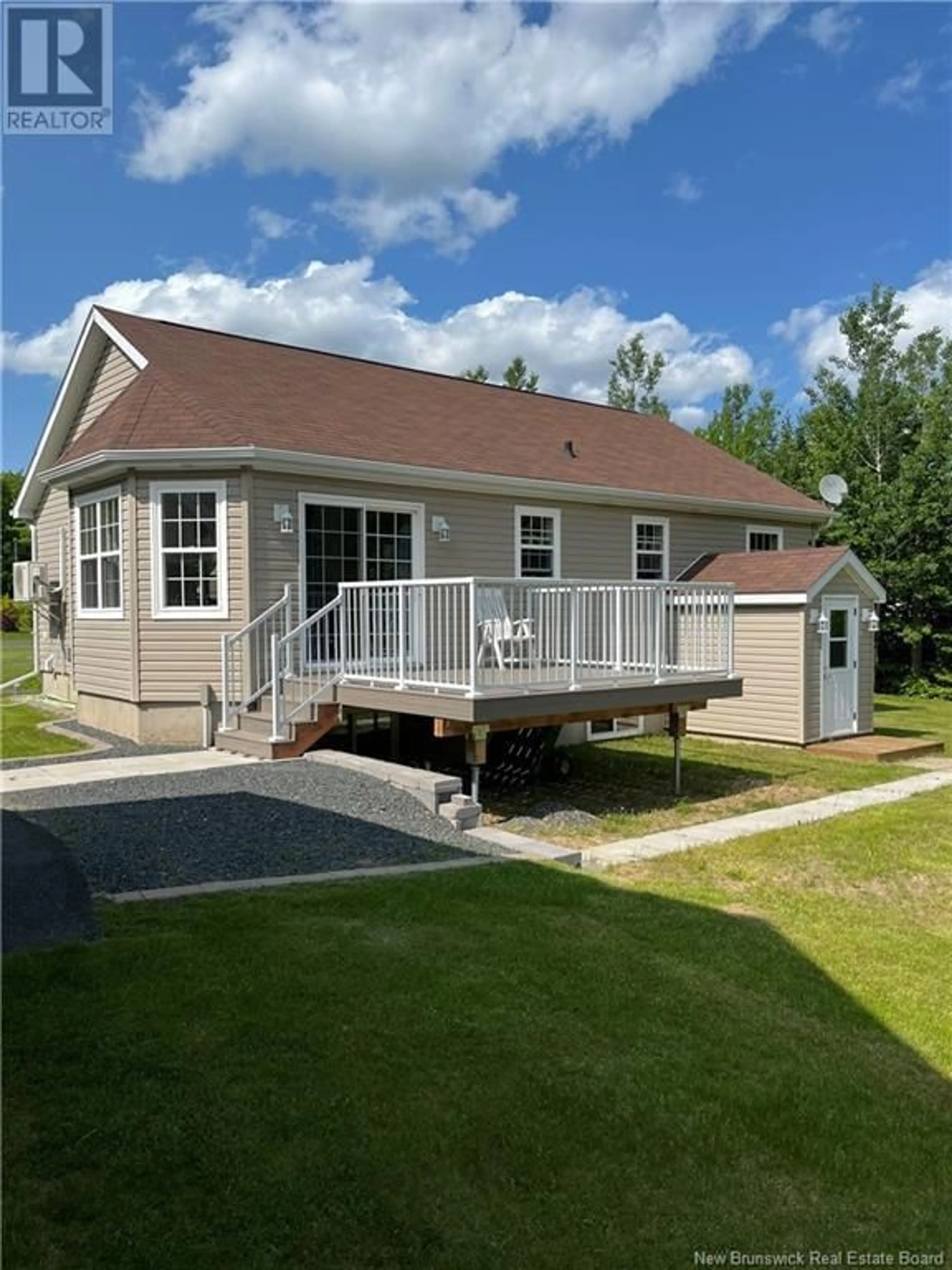 Home with vinyl exterior material, unknown for 1754 PEUPLIERS, Paquetville New Brunswick E8R1B9