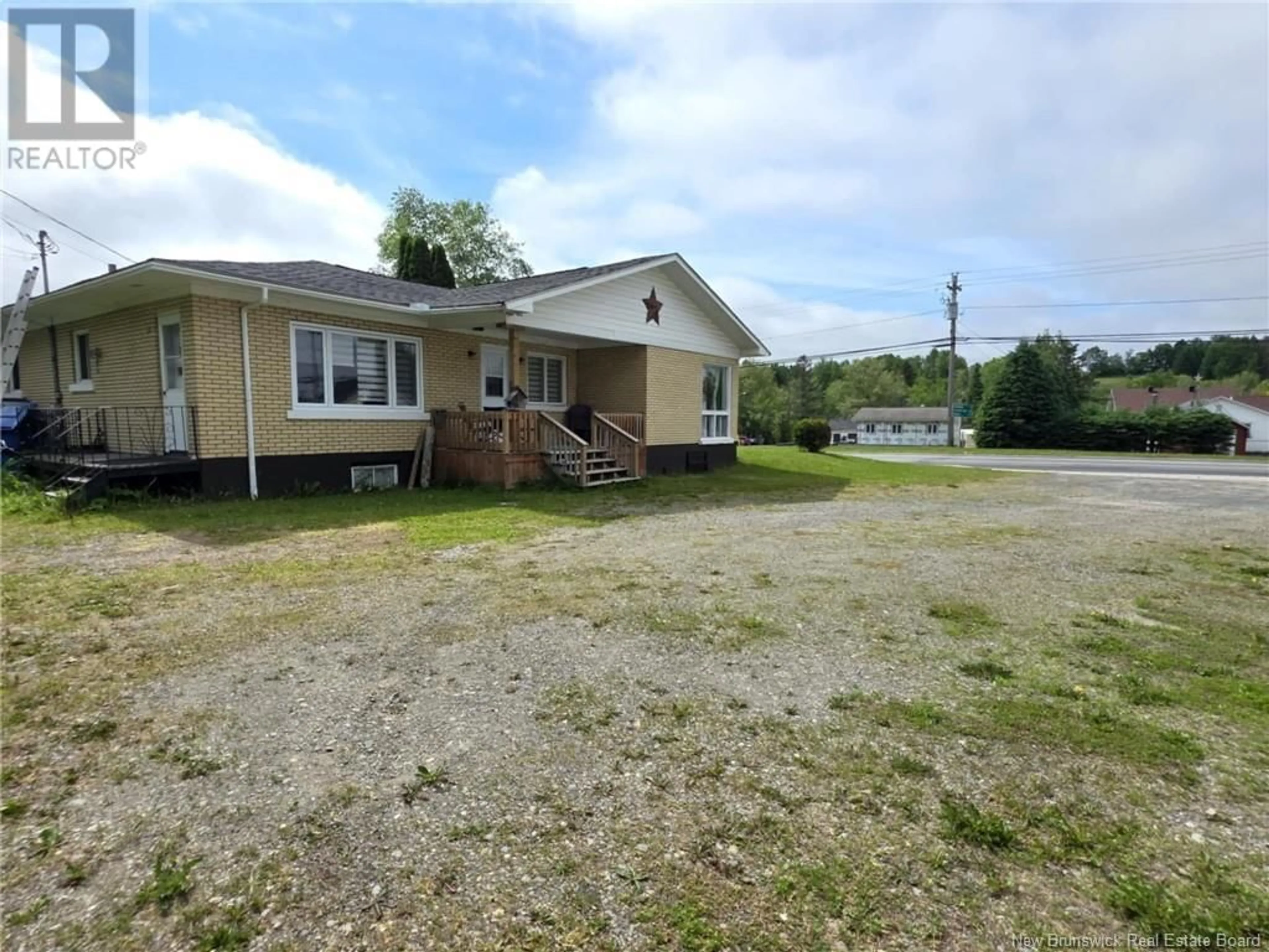 A pic from outside/outdoor area/front of a property/back of a property/a pic from drone, building for 495 TOBIQUE ROAD, Grand-Sault/Grand Falls New Brunswick E3Y1B5