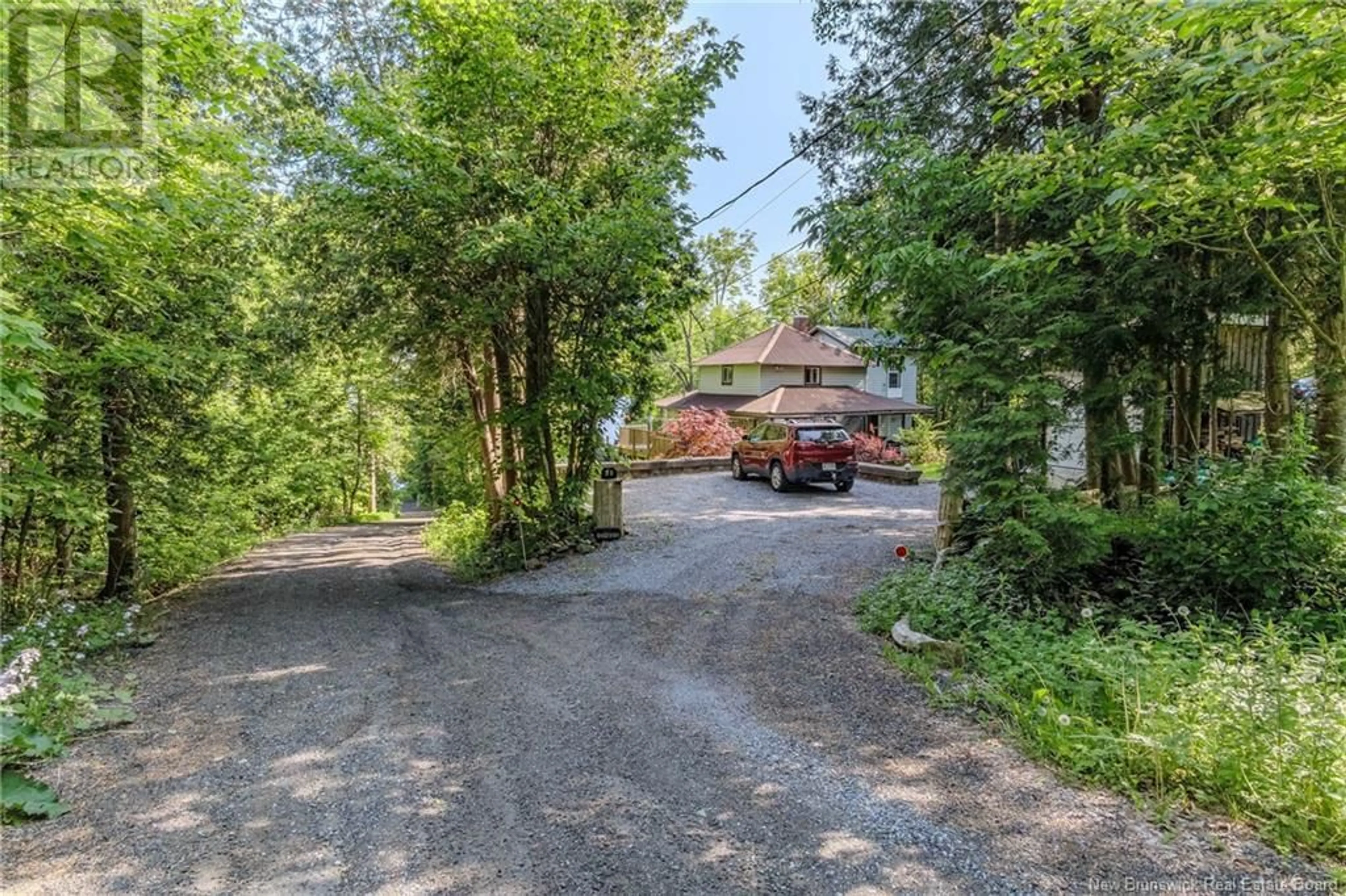 A pic from outside/outdoor area/front of a property/back of a property/a pic from drone, street for 30 CHIQUITA ROAD, Saint John New Brunswick E2M6R3