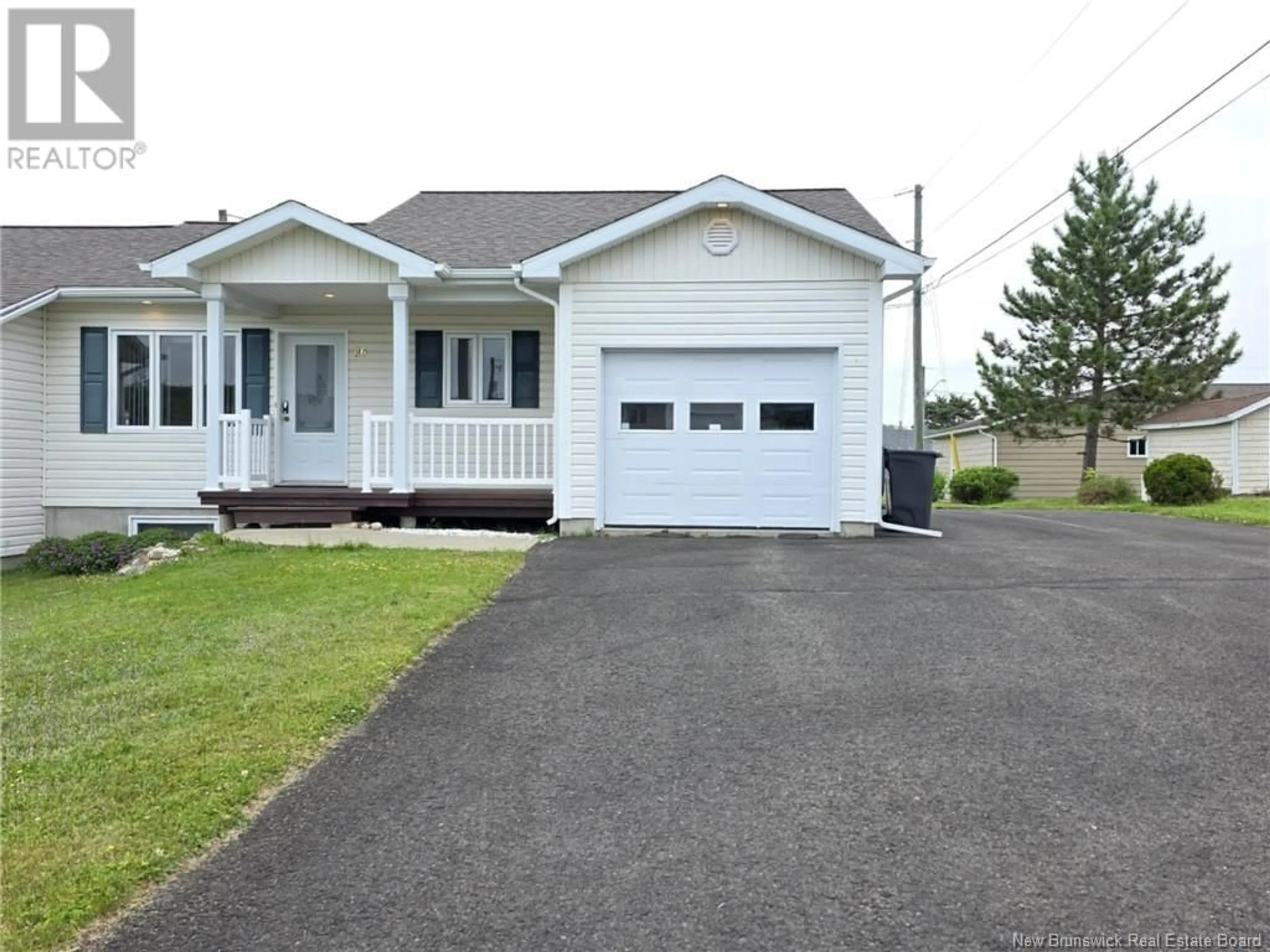 Home with vinyl exterior material, street for 86 MOCKLER STREET, Grand Falls New Brunswick E3Y1A6