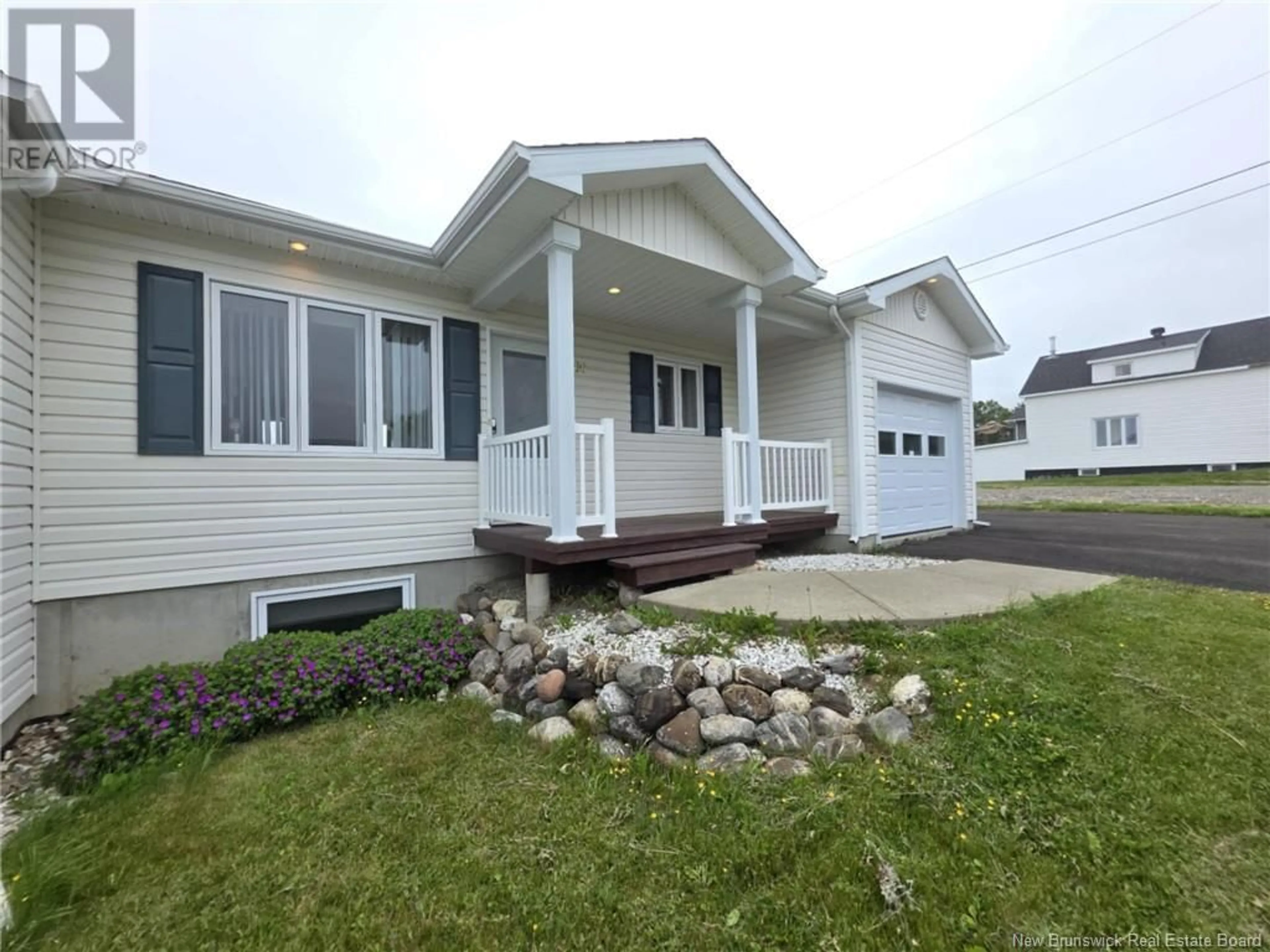 Home with vinyl exterior material, unknown for 86 MOCKLER STREET, Grand Falls New Brunswick E3Y1A6