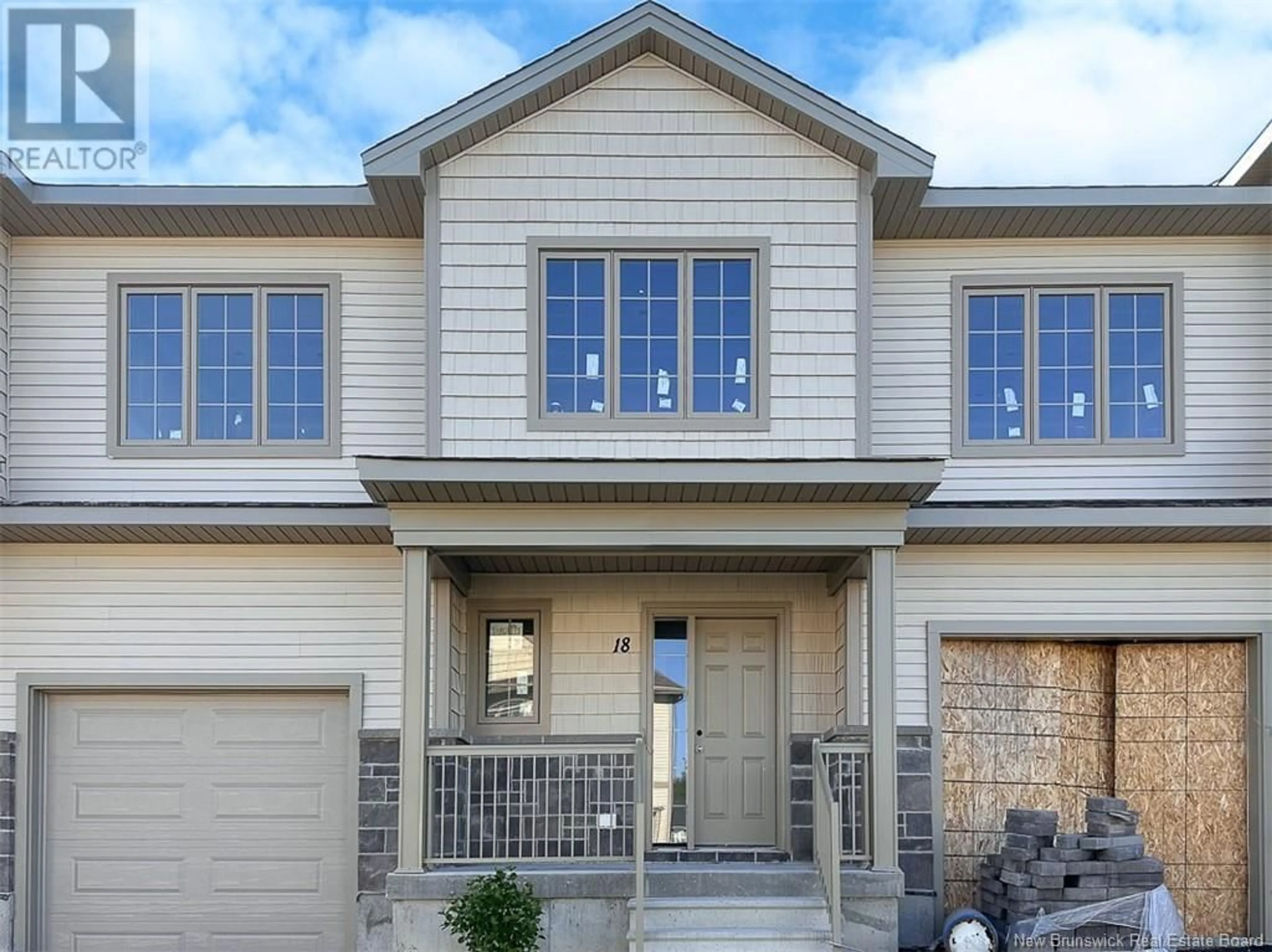 Home with vinyl exterior material, street for 18 HUNTINGDON CIRCLE, Fredericton New Brunswick E3B0L9