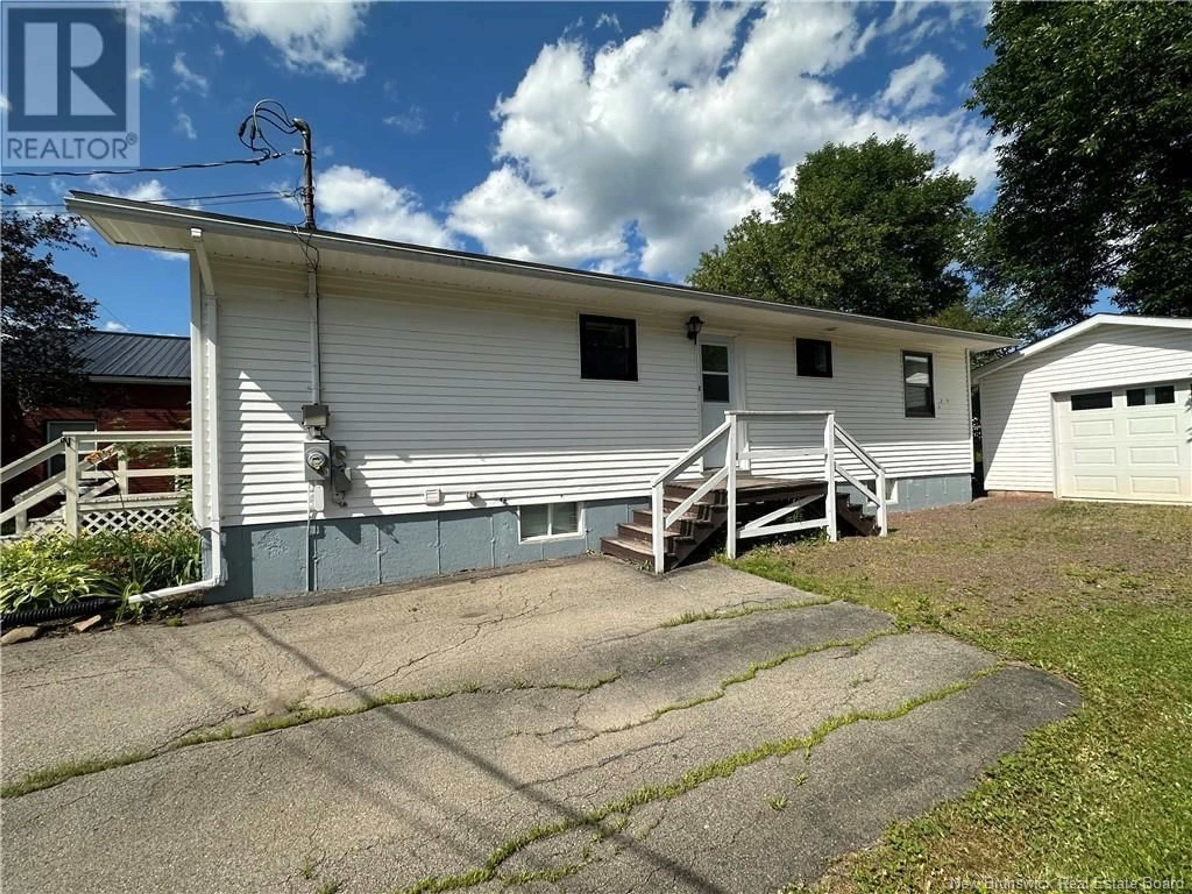 Home with vinyl exterior material, street for 46 PETER STREET, Sussex New Brunswick E4E2J6