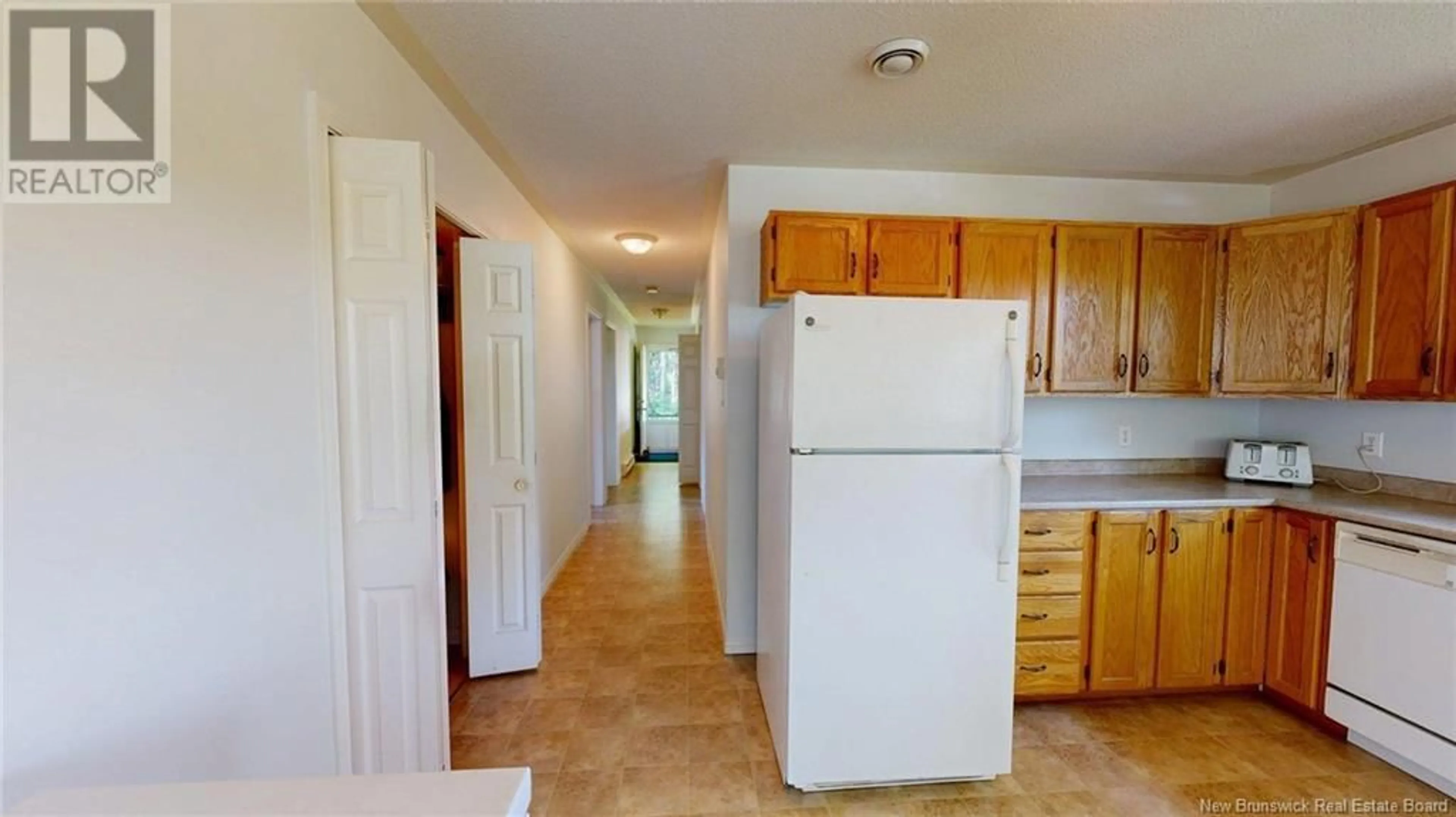 Standard kitchen, unknown for 137 POST ROAD, Minto New Brunswick E4B2Z7