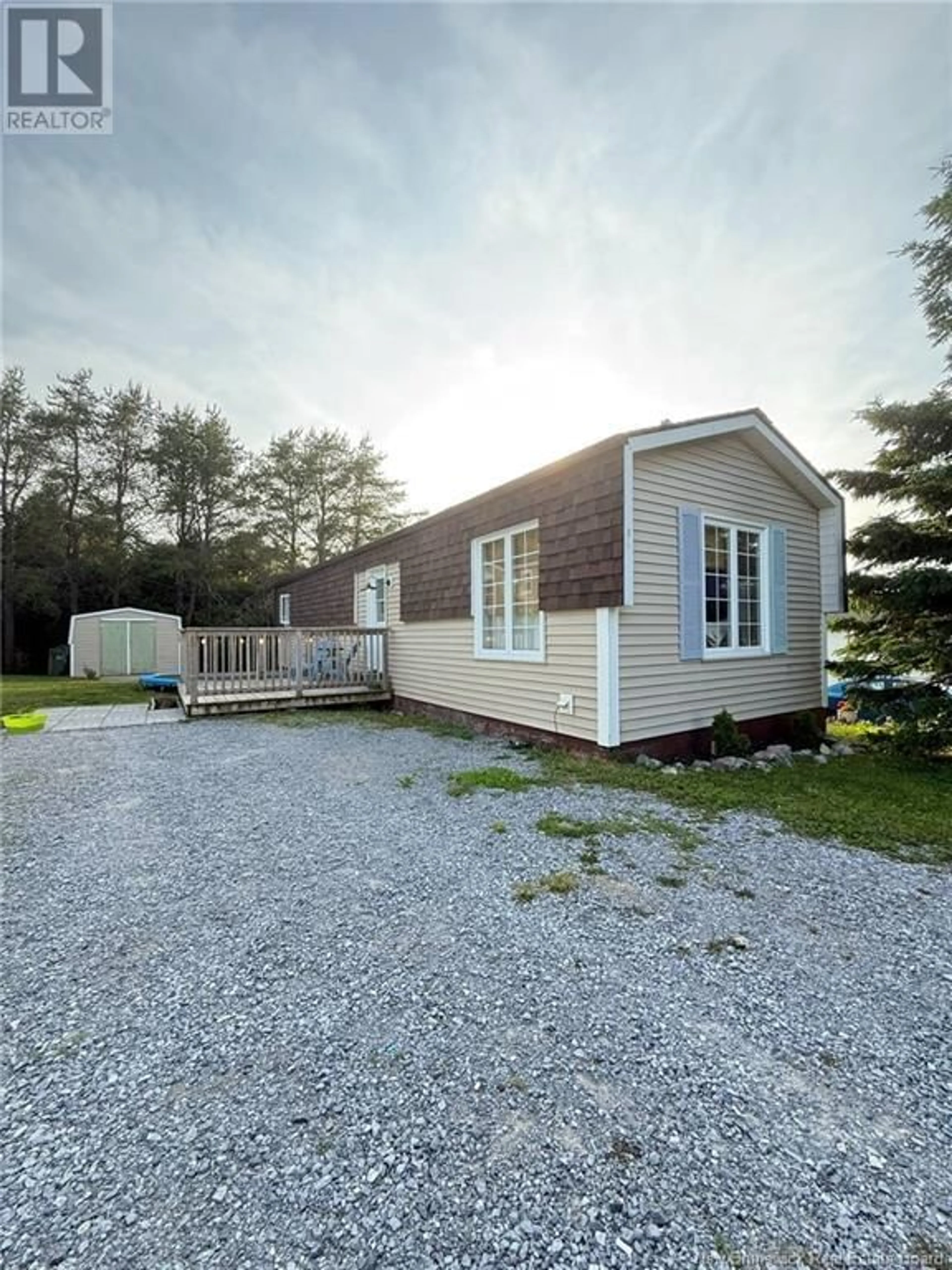 Unknown for 18 SIXTH STREET, Quispamsis New Brunswick E2G1W3