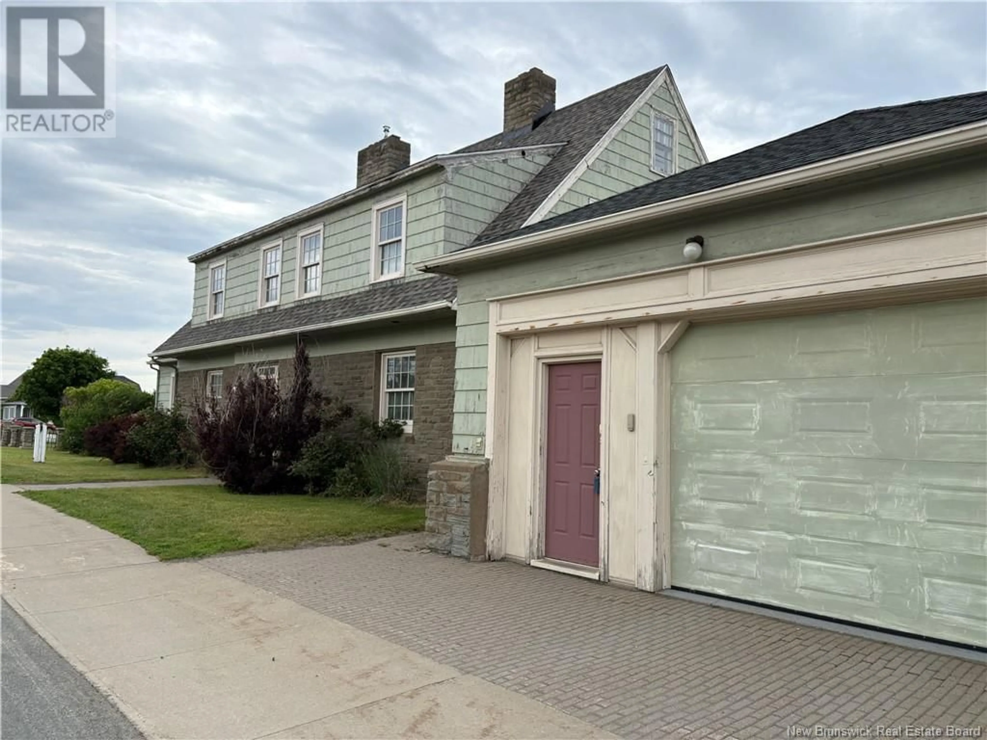 A pic from outside/outdoor area/front of a property/back of a property/a pic from drone, street for 37 ST PIERRE BOULEVARD, Caraquet New Brunswick E1W1B6