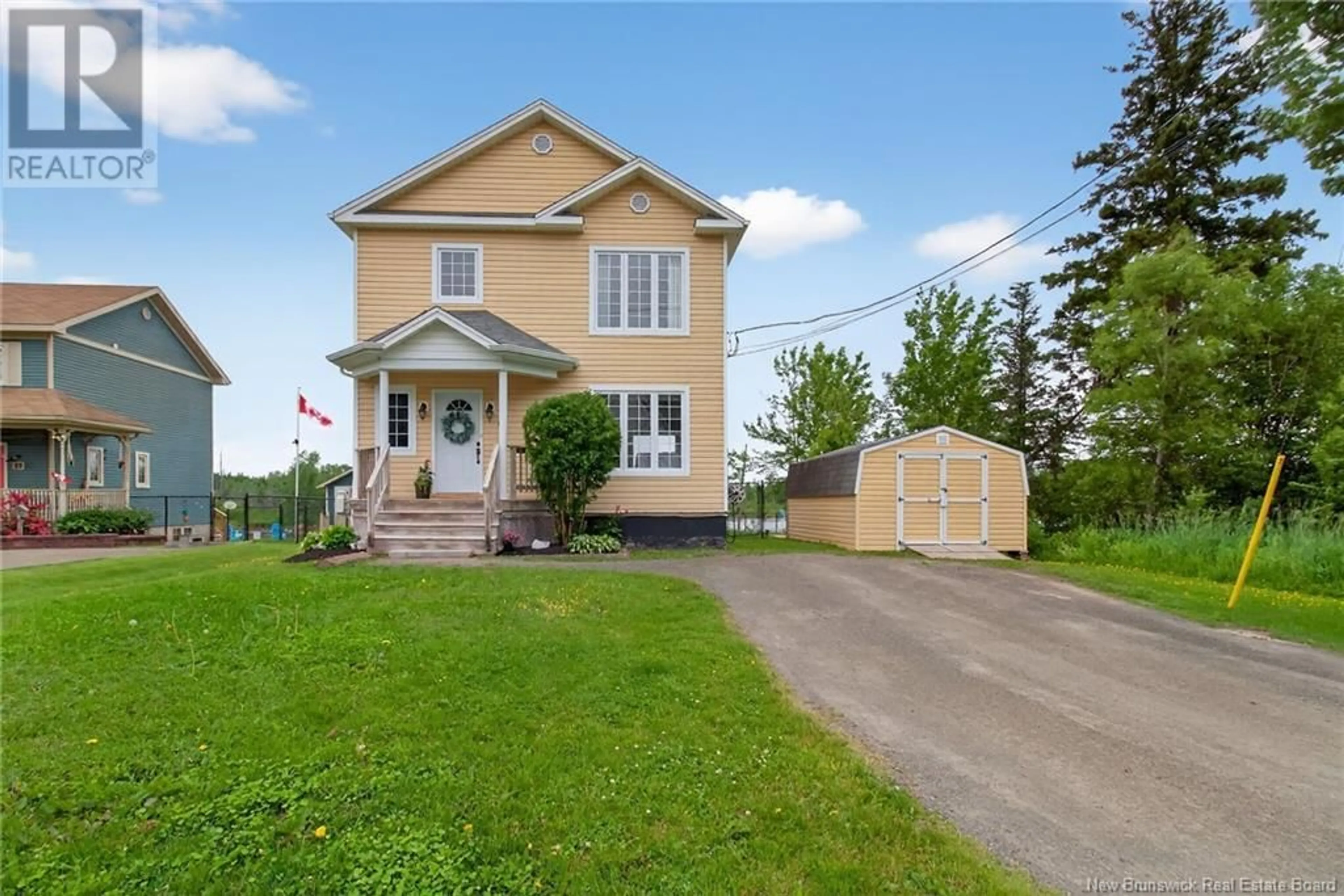 A pic from outside/outdoor area/front of a property/back of a property/a pic from drone, street for 17 FUNDY, Moncton New Brunswick E1A8S8