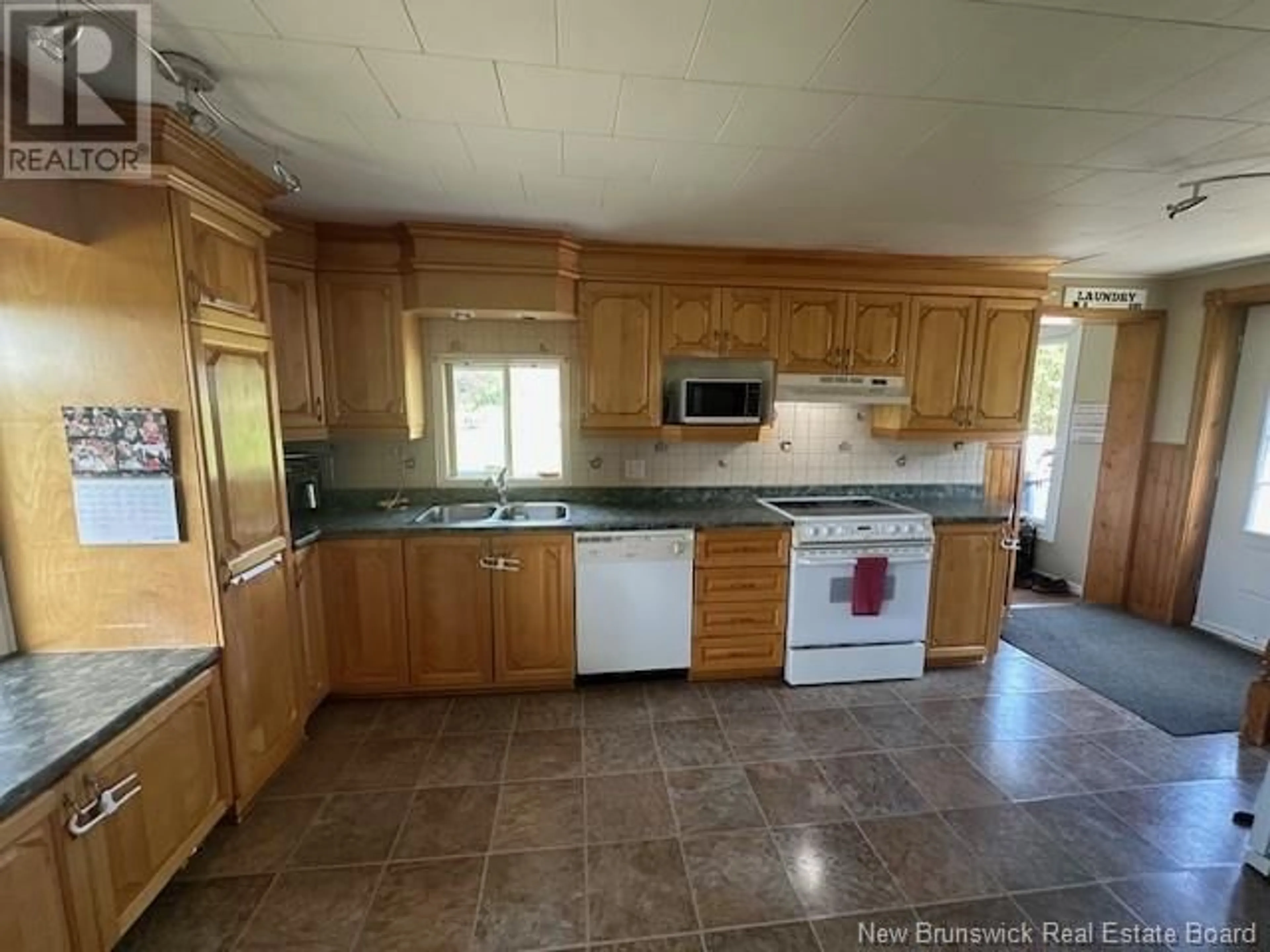 Unknown for 2866 DES PIONNIERS AVENUE, Balmoral New Brunswick E8E1G6