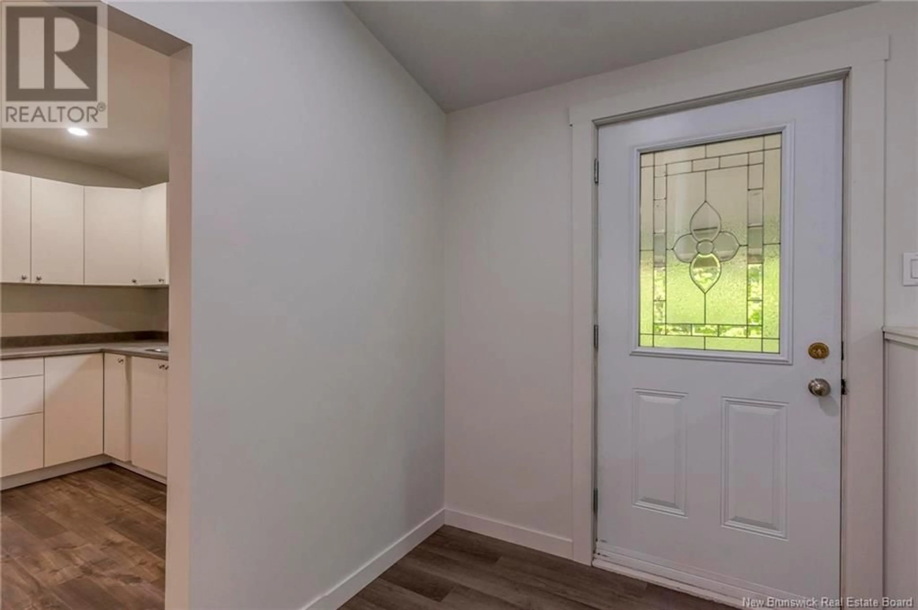 Indoor entryway for 64 IONA AVENUE, Rothesay New Brunswick E2E3J7