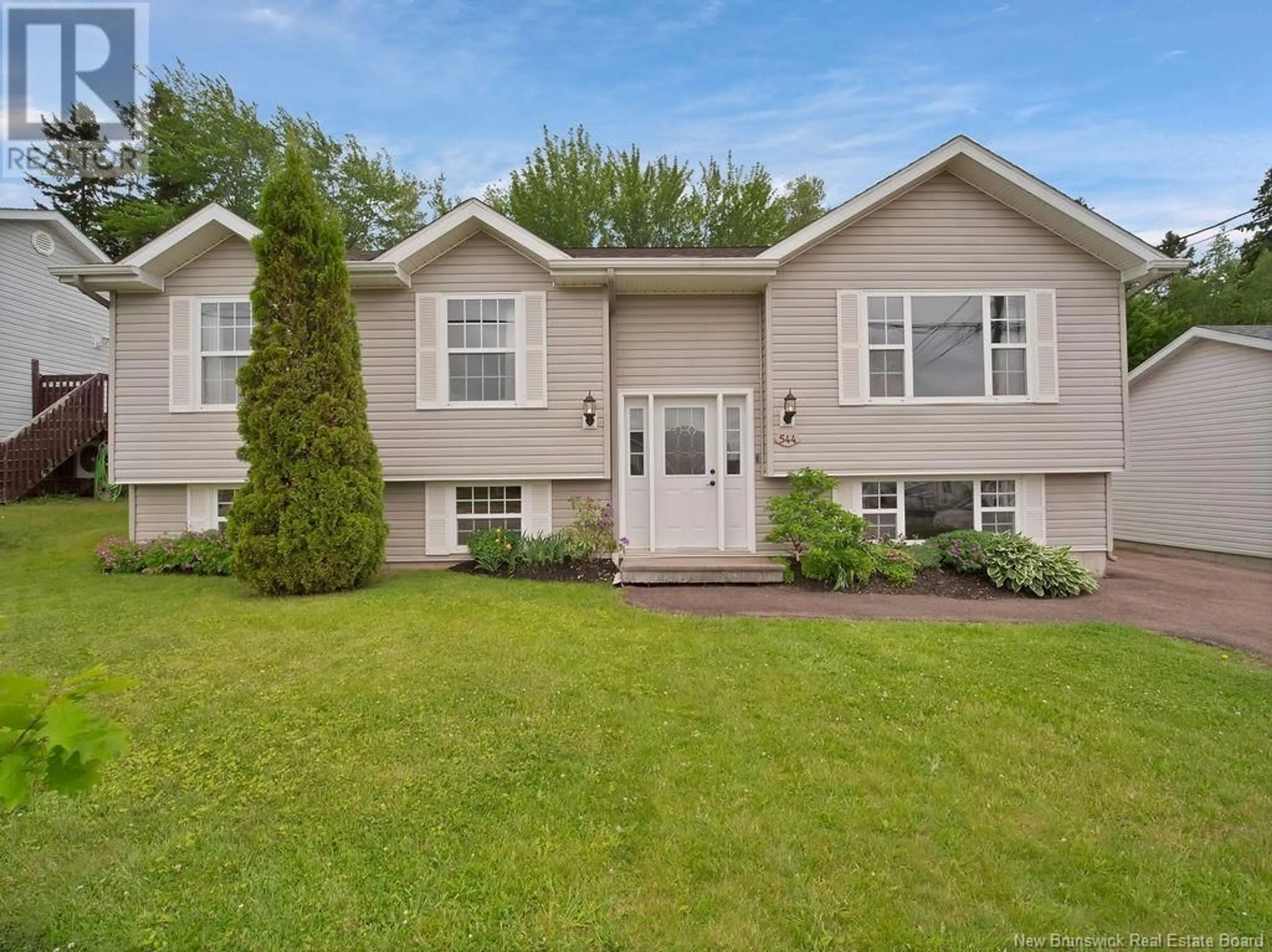 Home with vinyl exterior material, unknown for 544 PIERRE STREET, Dieppe New Brunswick E1A7H6