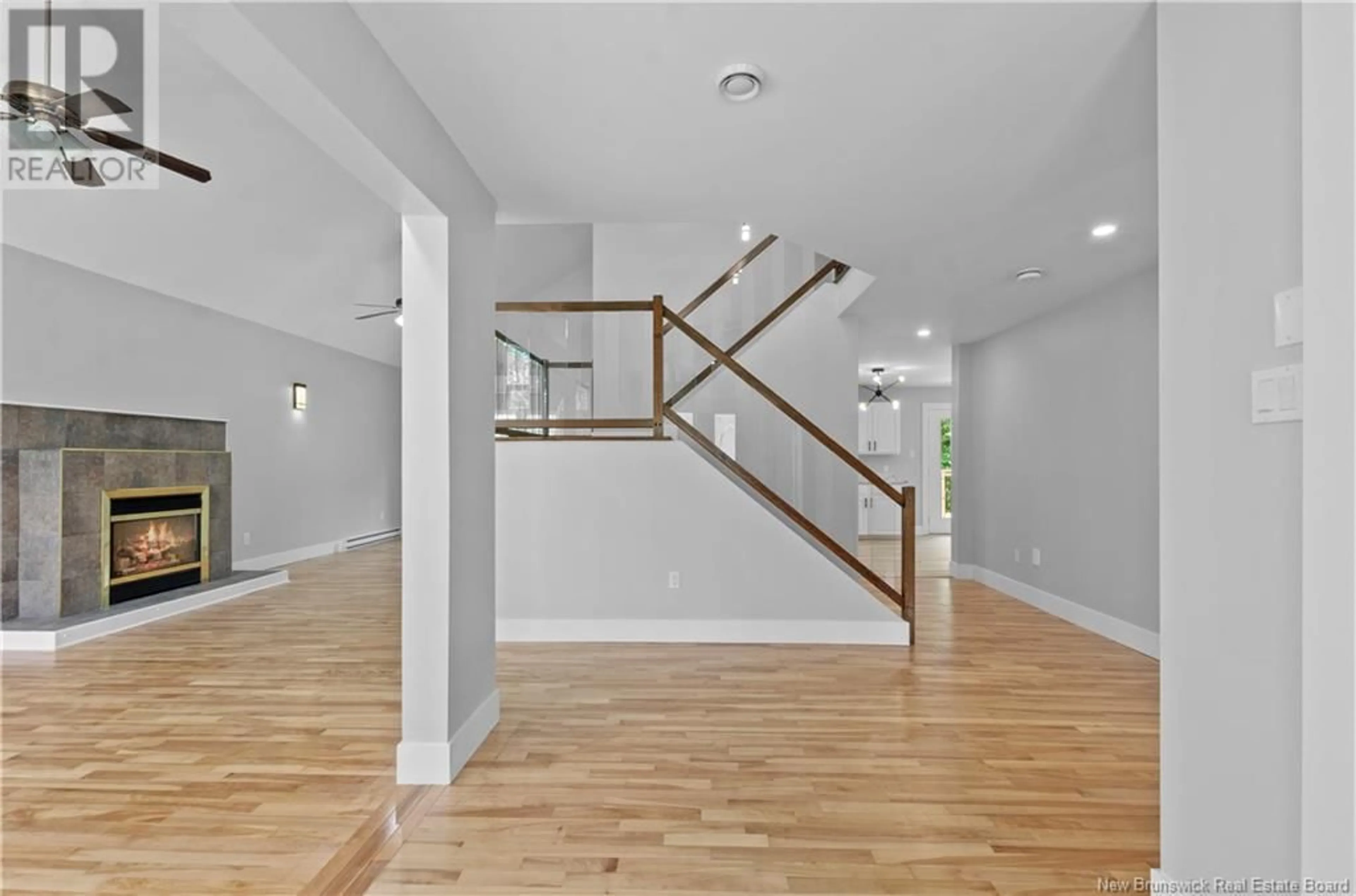 Indoor foyer for 70 NELSON DRIVE, Nasonworth New Brunswick E3C1M2