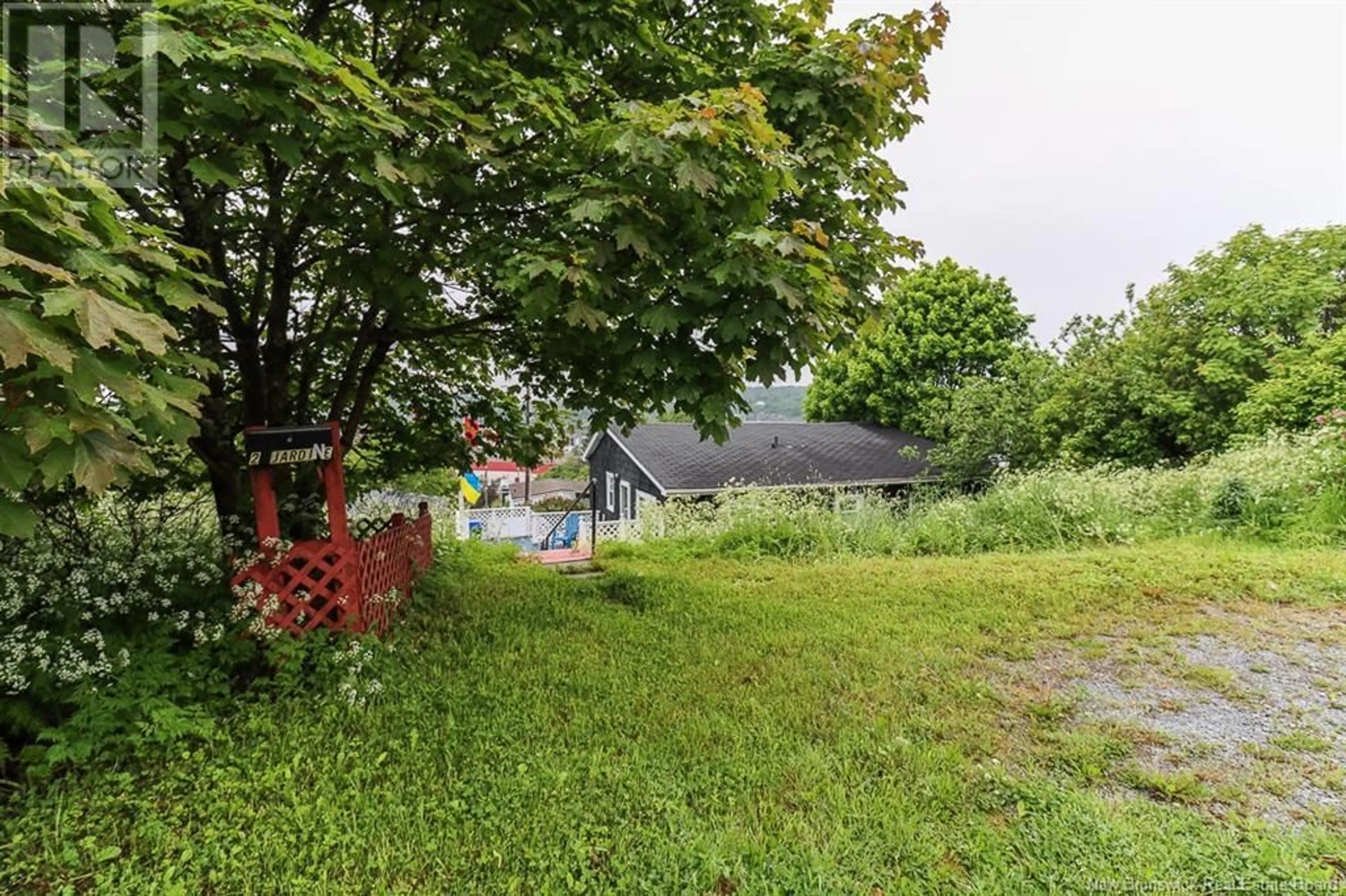 A pic from outside/outdoor area/front of a property/back of a property/a pic from drone, unknown for 2 JARDINE STREET, Saint John New Brunswick E2J2J7