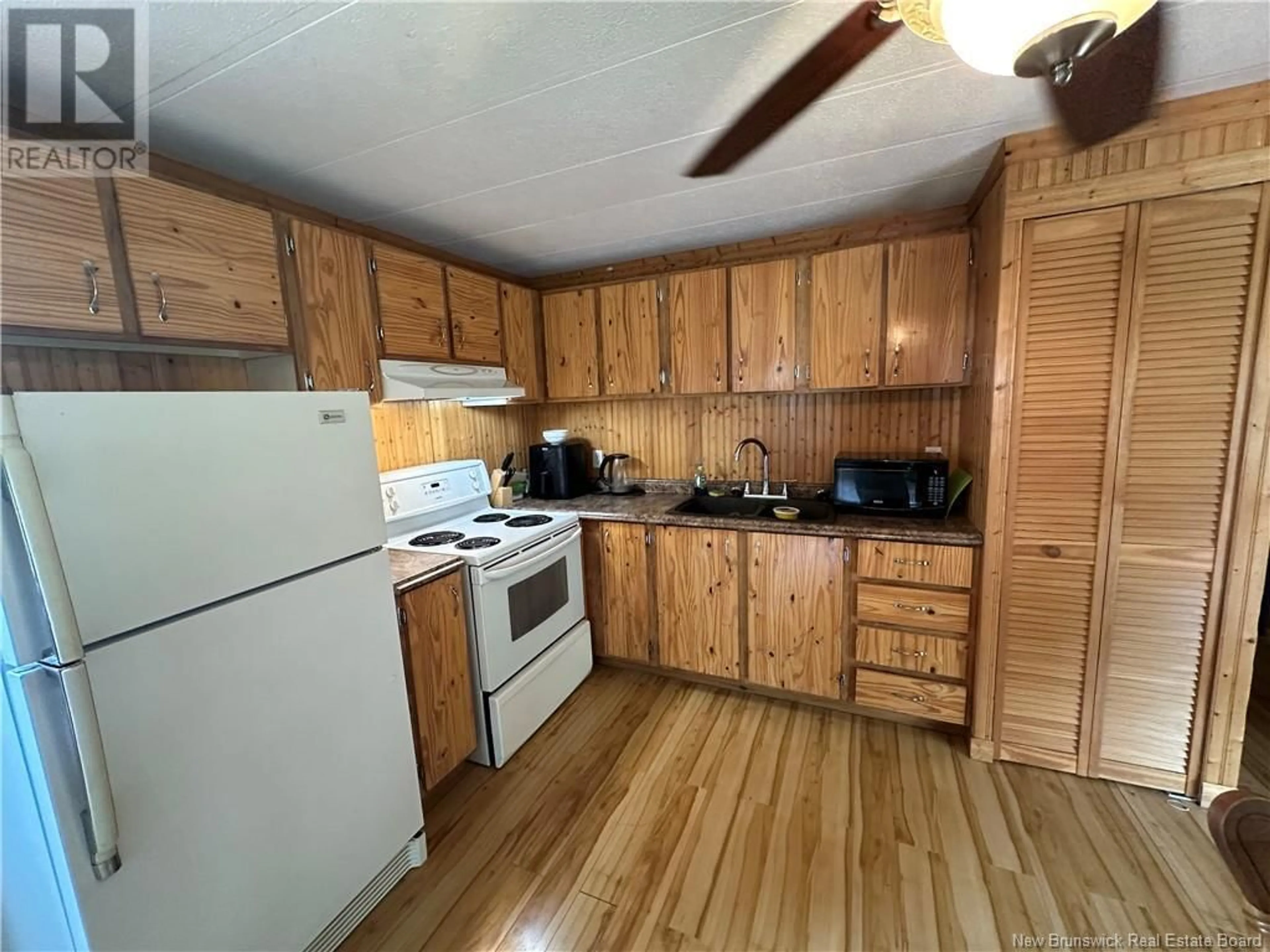 Standard kitchen, unknown for 2206 NORTHWEST ROAD, Trout Brook New Brunswick E1V2L1
