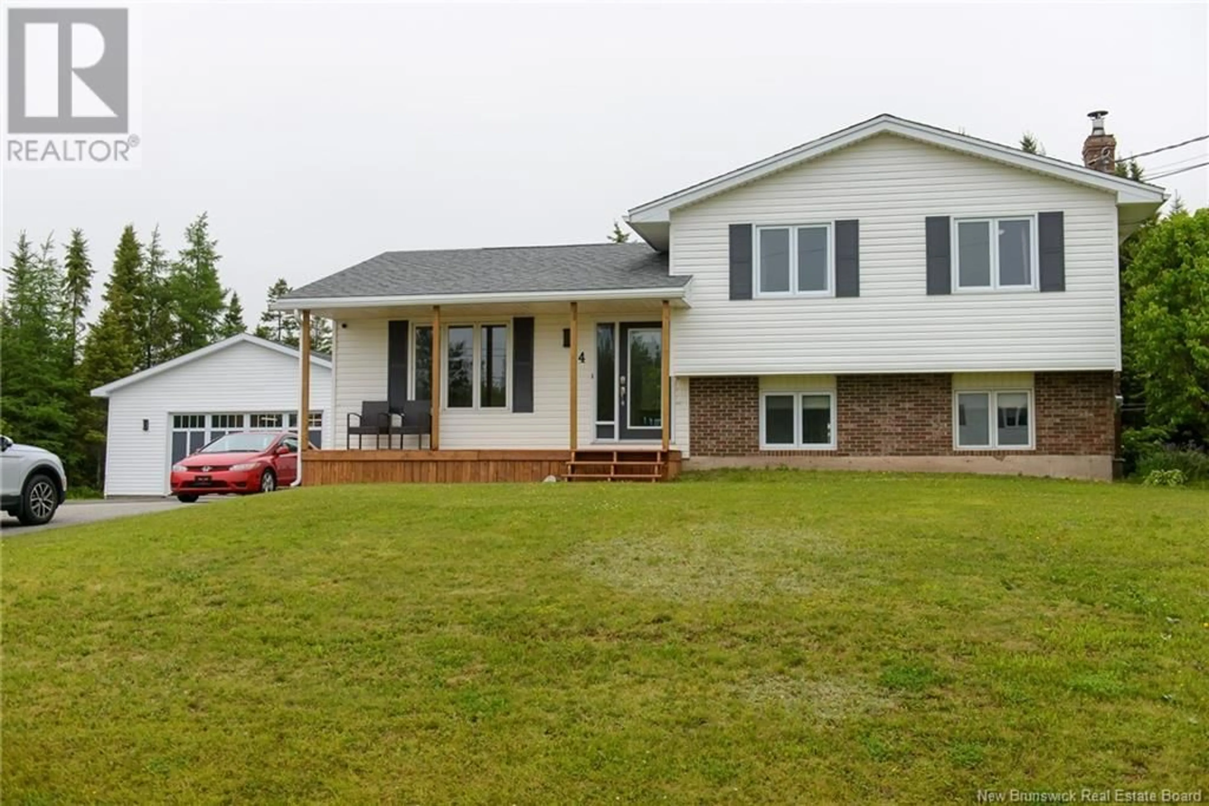 Home with vinyl exterior material, street for 4 MARK AVENUE, French Village New Brunswick E2S1A2