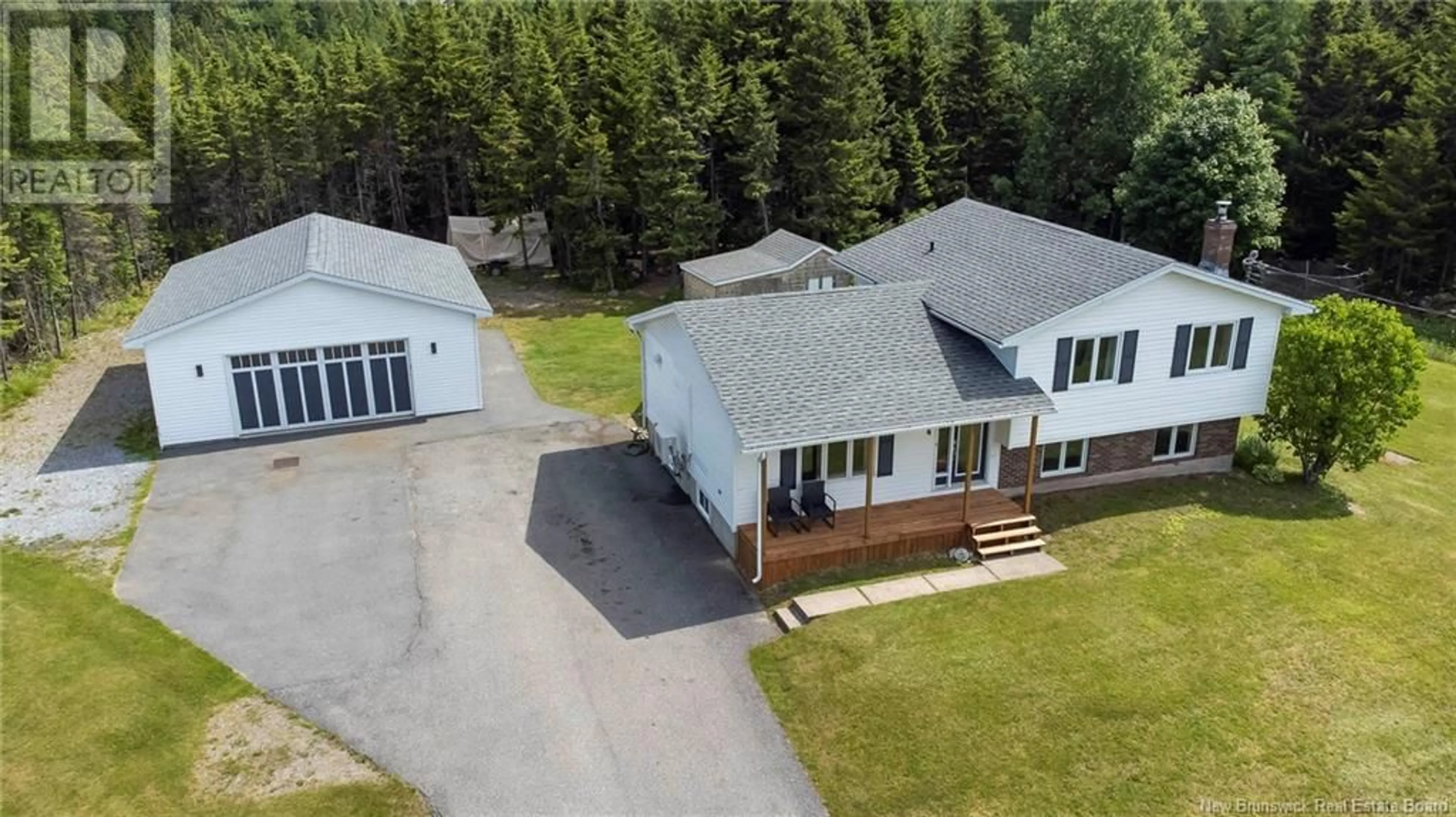 A pic from outside/outdoor area/front of a property/back of a property/a pic from drone, unknown for 4 MARK AVENUE, French Village New Brunswick E2S1A2