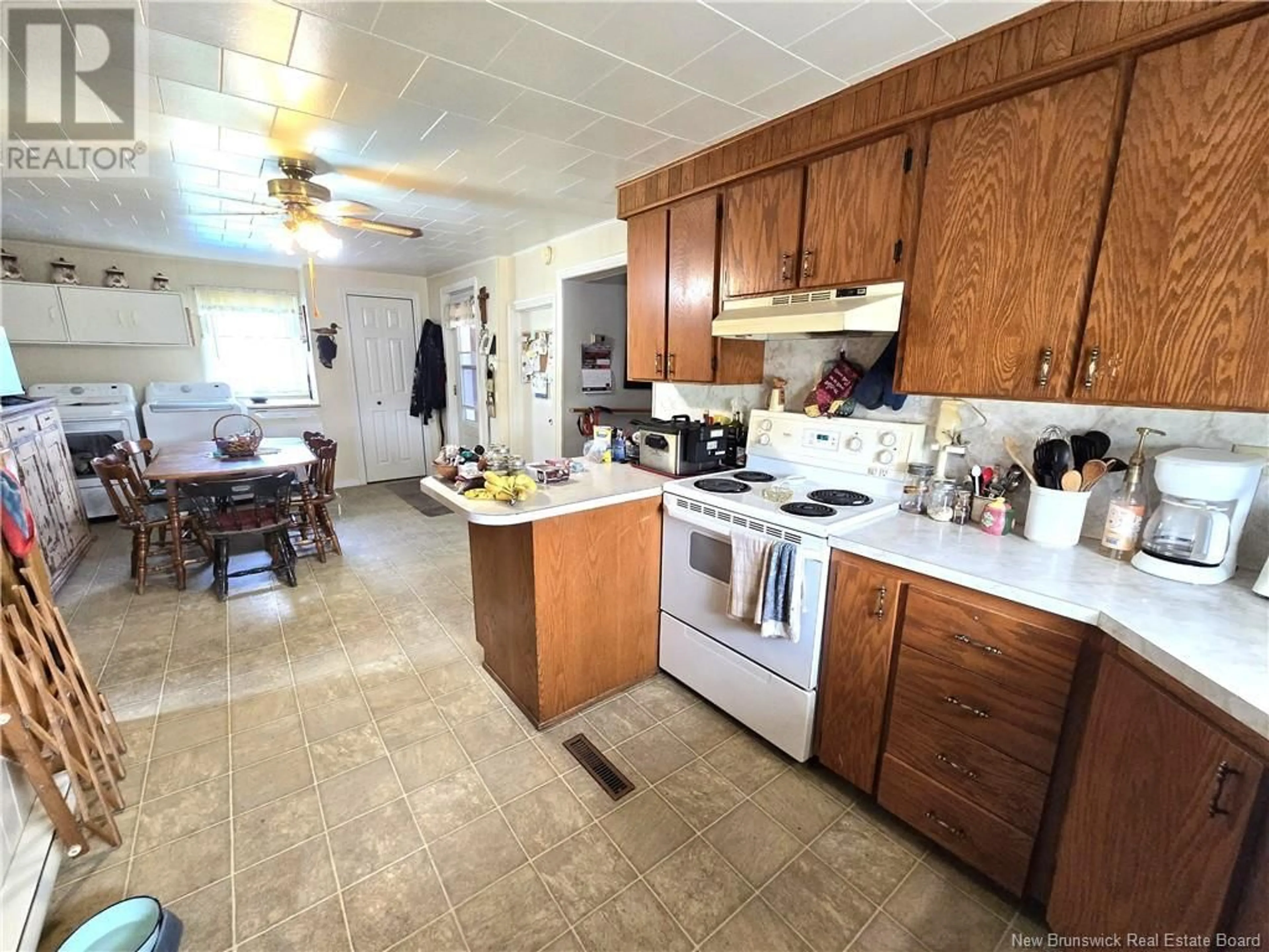 Standard kitchen, ceramic/tile floor for 167 FRANCOEUR ROAD, Saint-Joseph-De-Madawaska New Brunswick E7B2M9