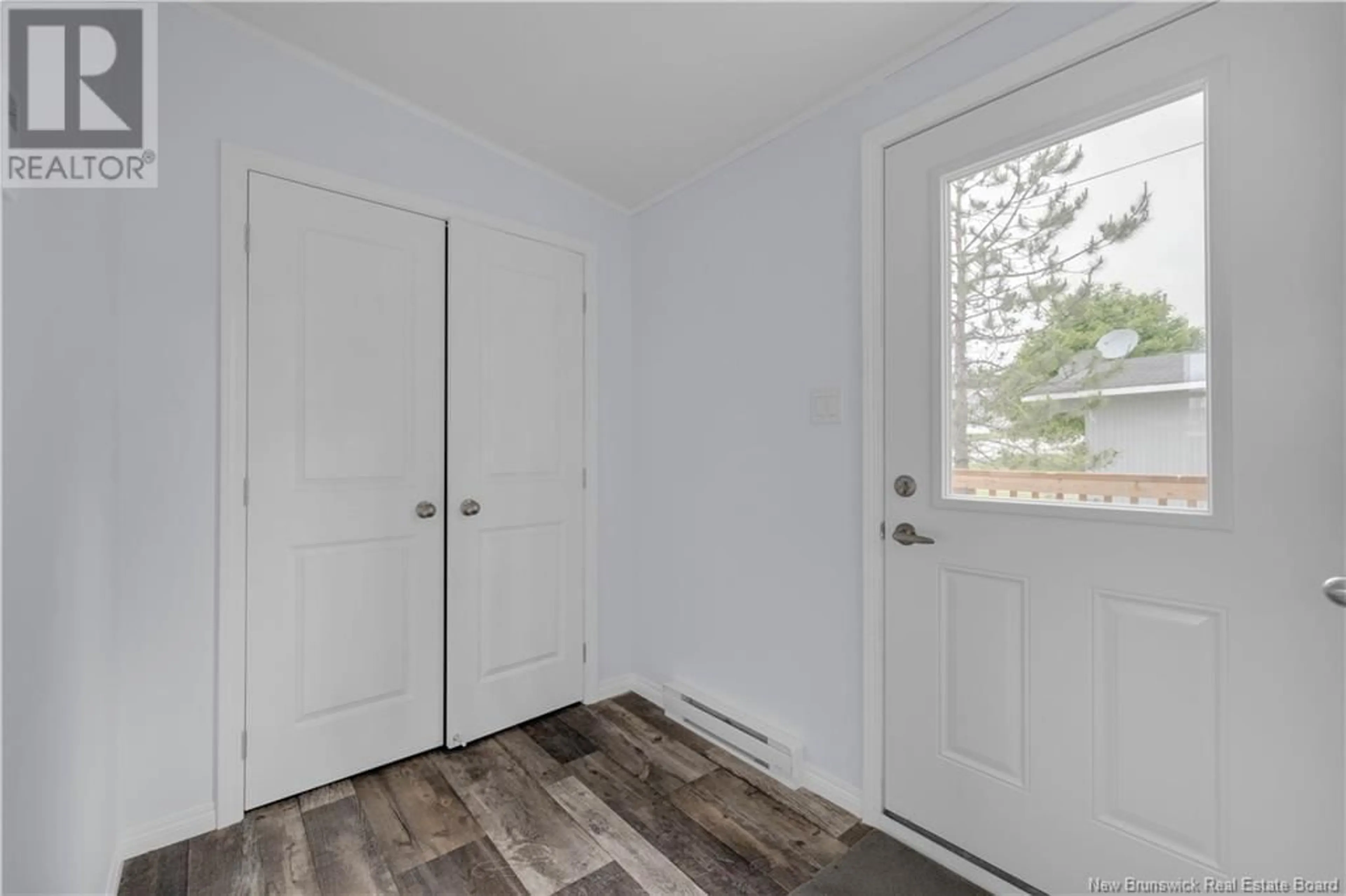 Indoor entryway for 22 DARRELL AVENUE, Quispamsis New Brunswick E2G1T1