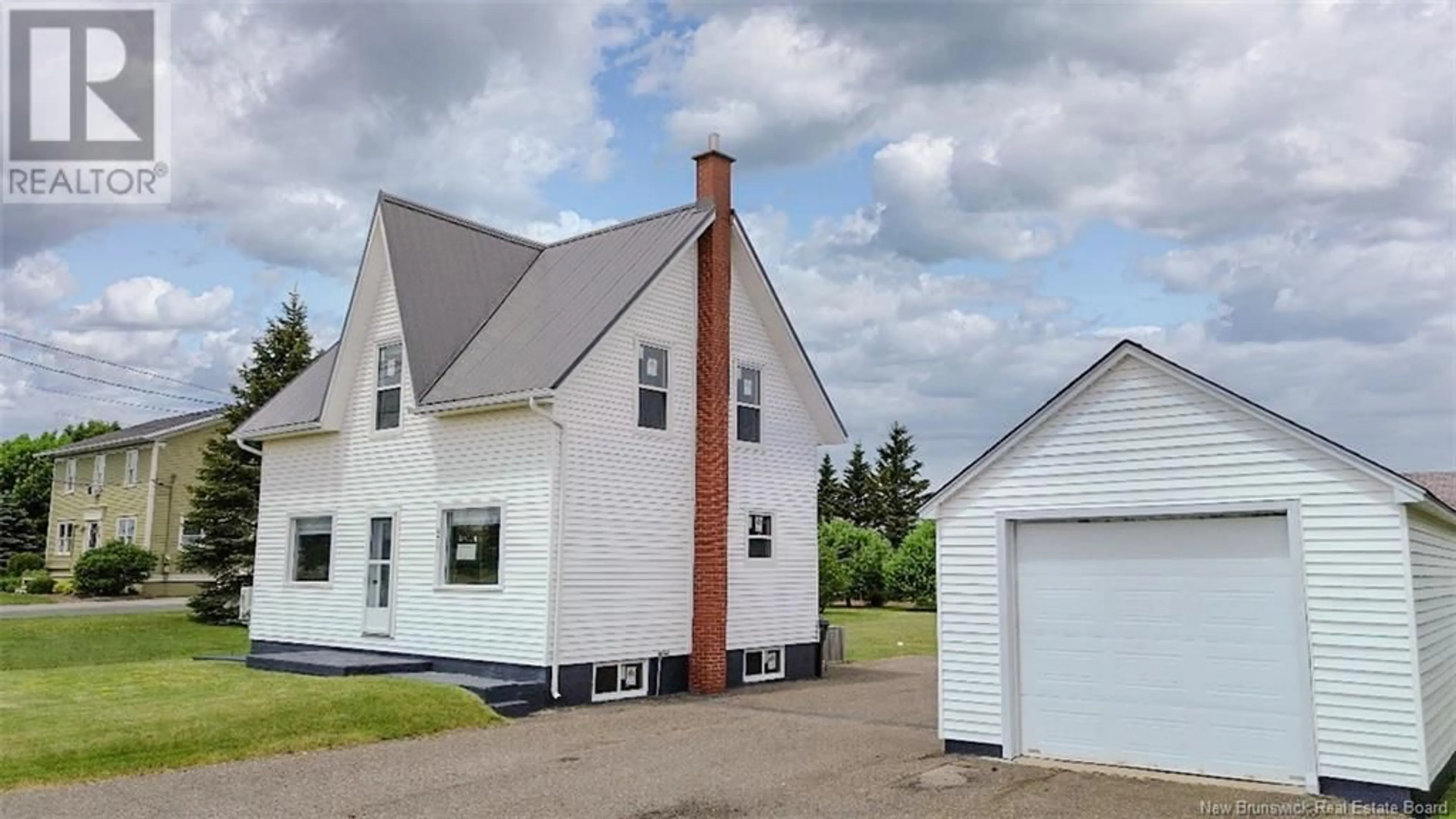 Home with vinyl exterior material, building for 971 ROUTE 113, Inkerman New Brunswick E8P1E7