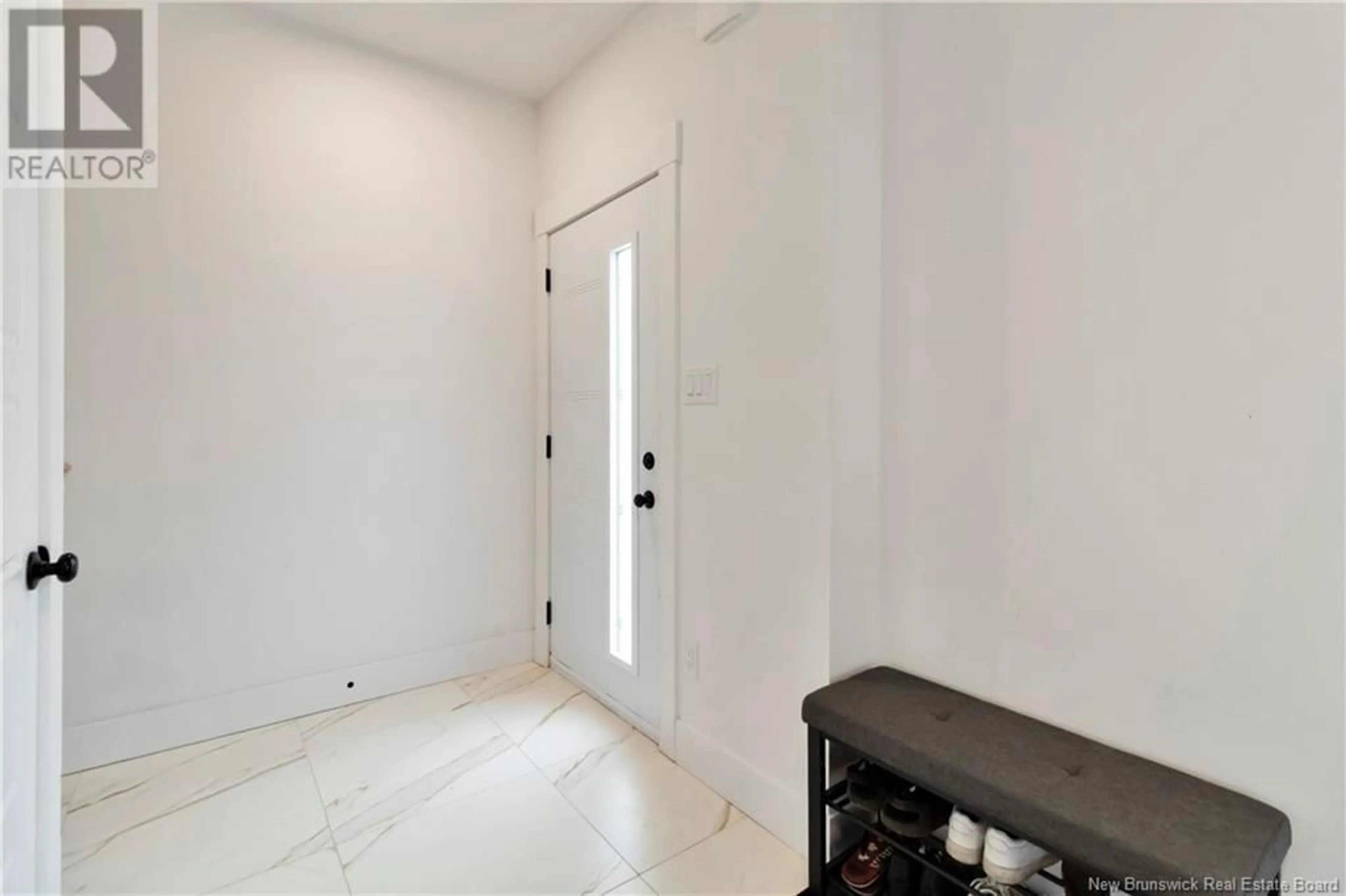 Indoor entryway for 128 ERNEST STREET, Dieppe New Brunswick E1A4T2