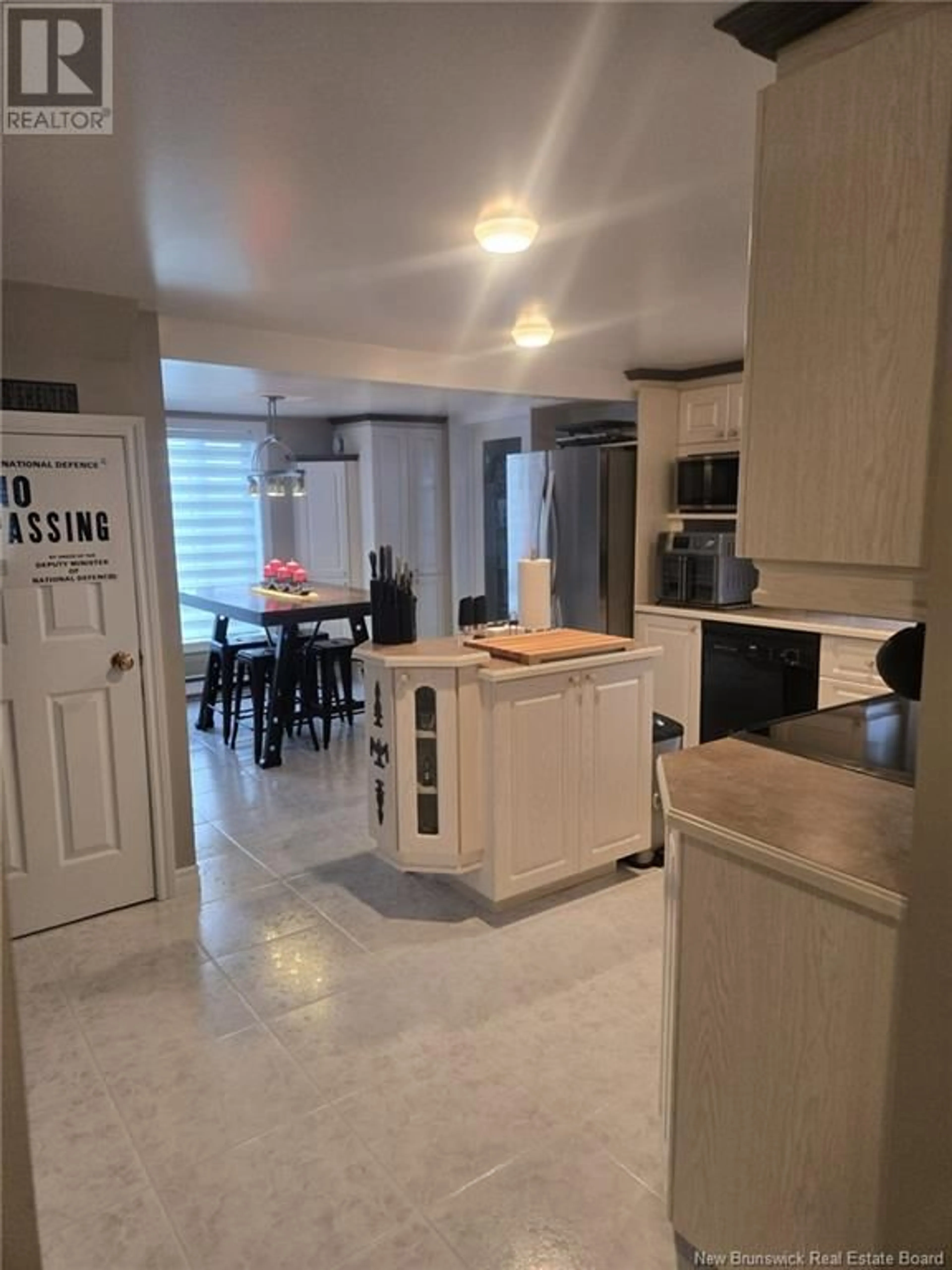 Open concept kitchen, ceramic/tile floor for 18 SAINT-FRANCOIS STREET, Sainte-Anne-De-Madawaska New Brunswick E7E1E4