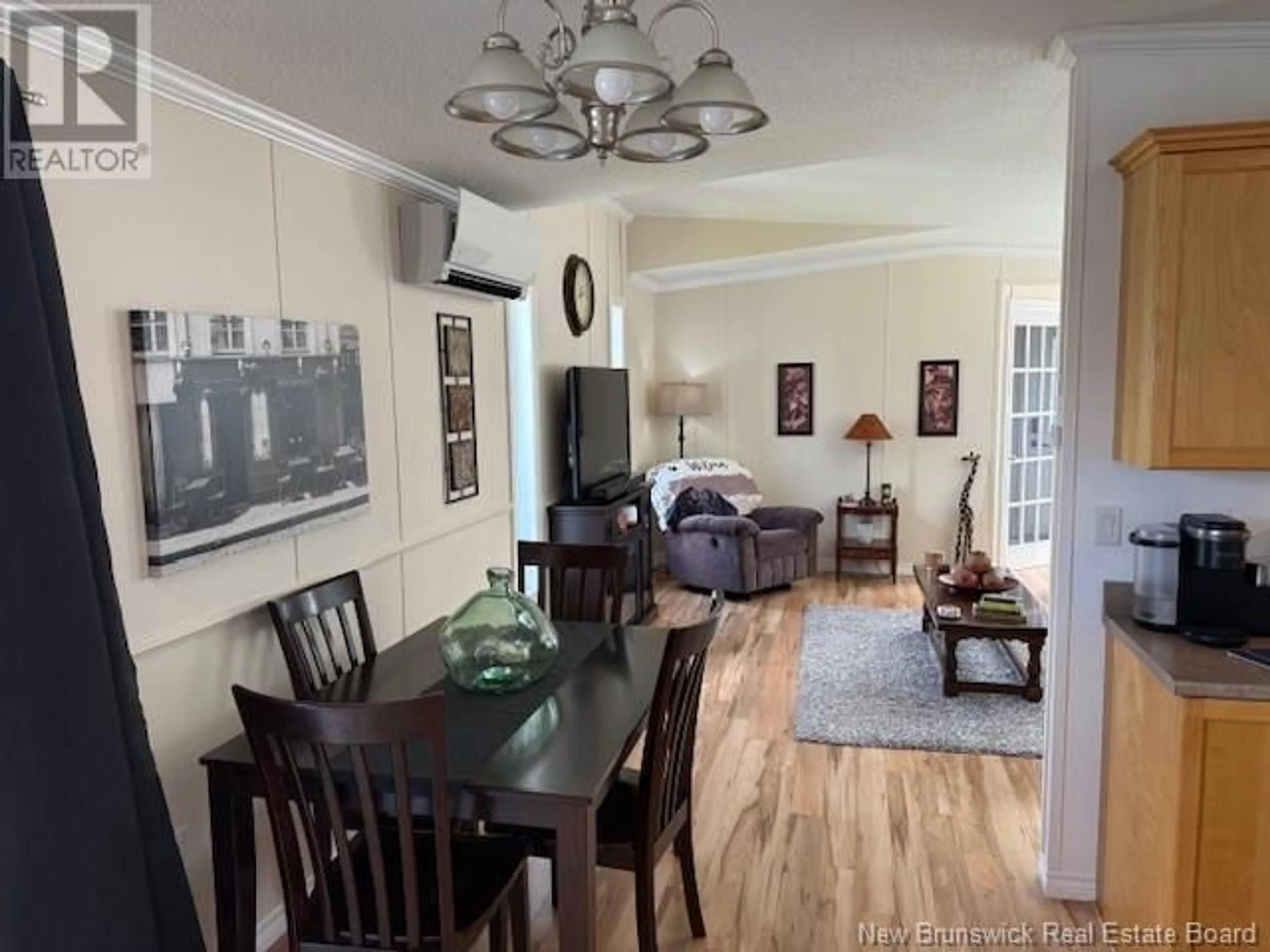 Dining room, wood/laminate floor for 91 HAYWARD LANE, Riverview New Brunswick E1B0G3