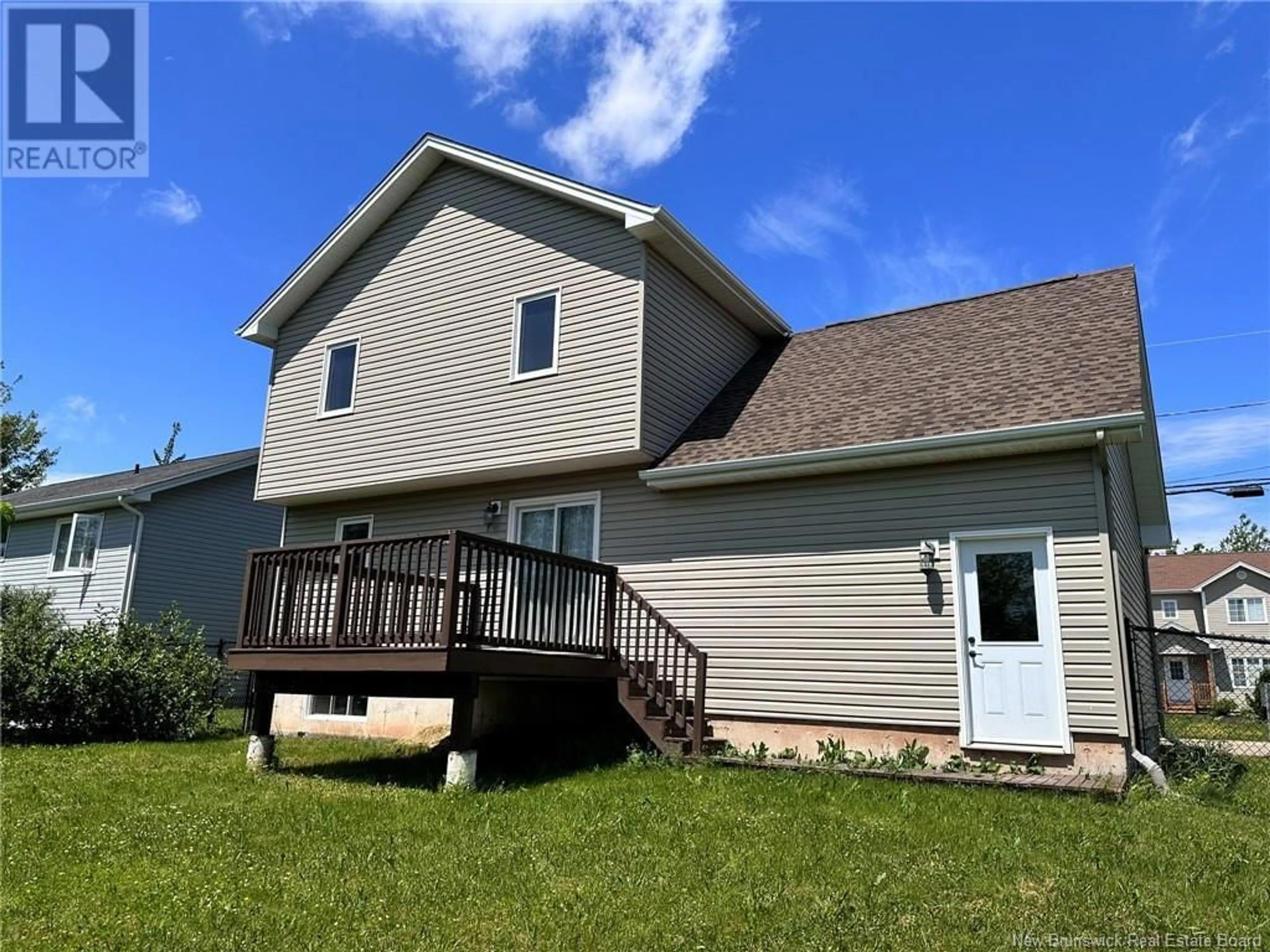 Home with vinyl exterior material, unknown for 11 MCCOY STREET, Moncton New Brunswick E1G0C7