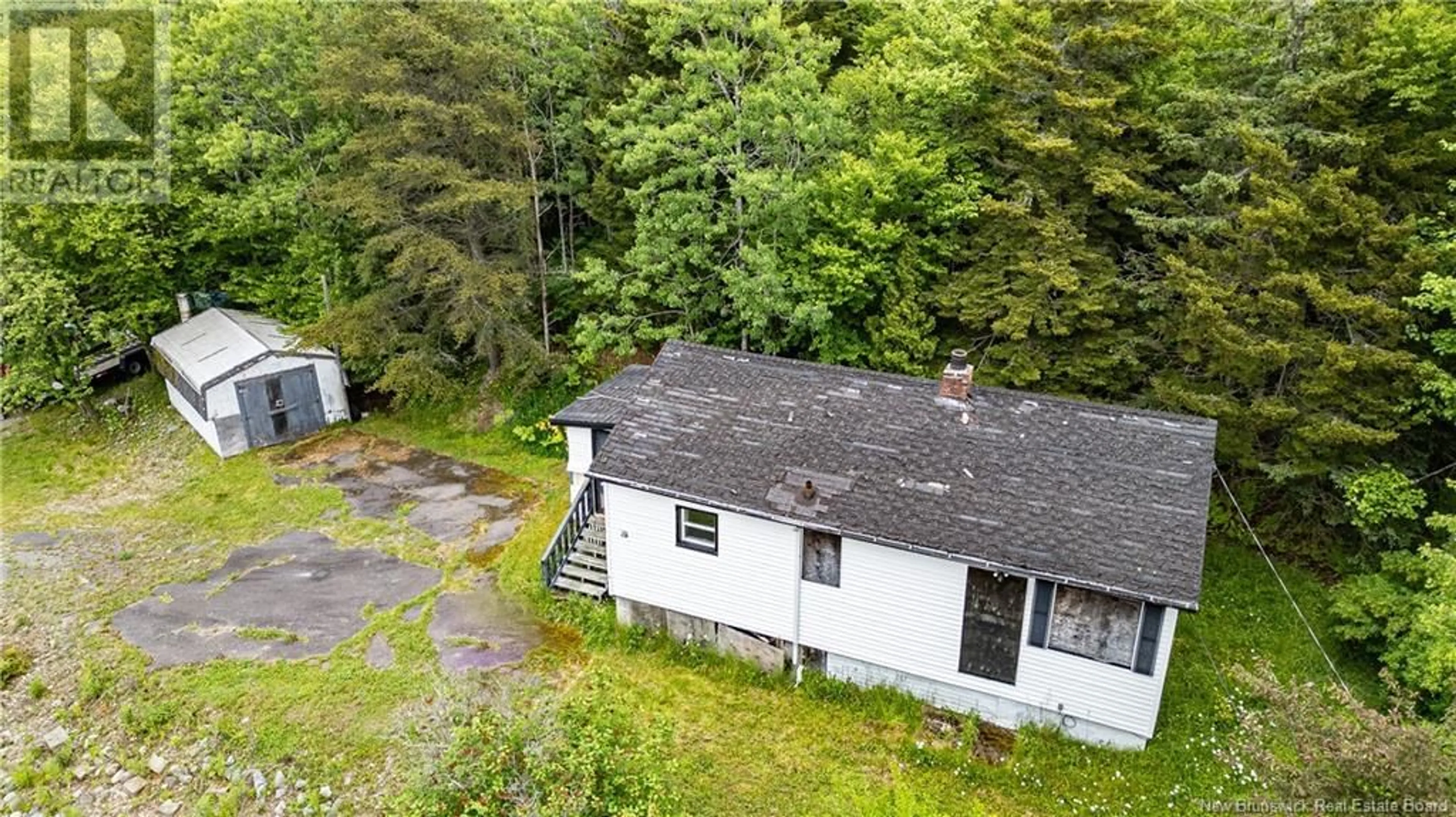 A pic from outside/outdoor area/front of a property/back of a property/a pic from drone, building for 59 MORGAN ROAD, Saint John New Brunswick E2H2B2