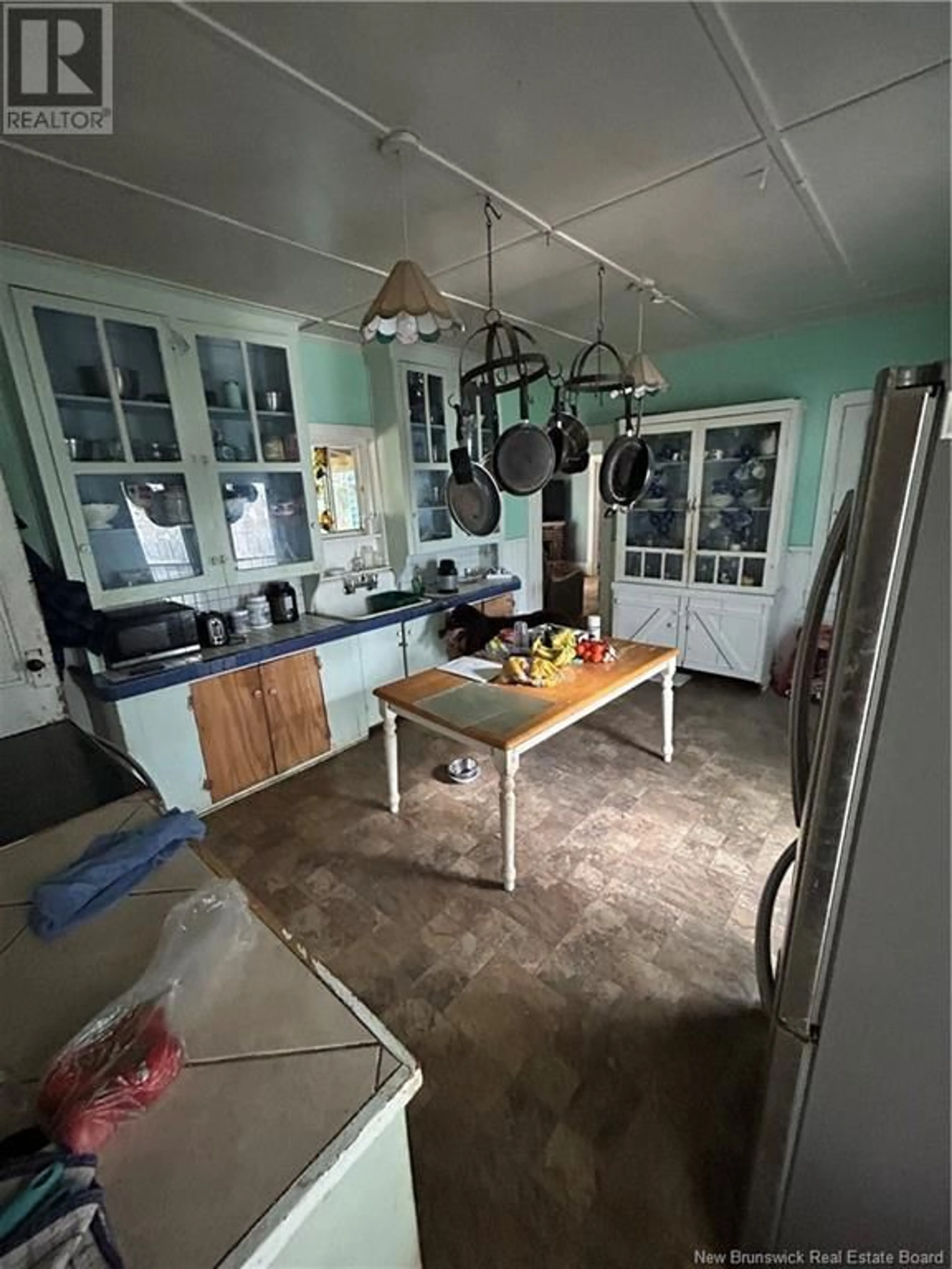 A pic of a room for 416 MAIN STREET, Shediac New Brunswick E4P2G3