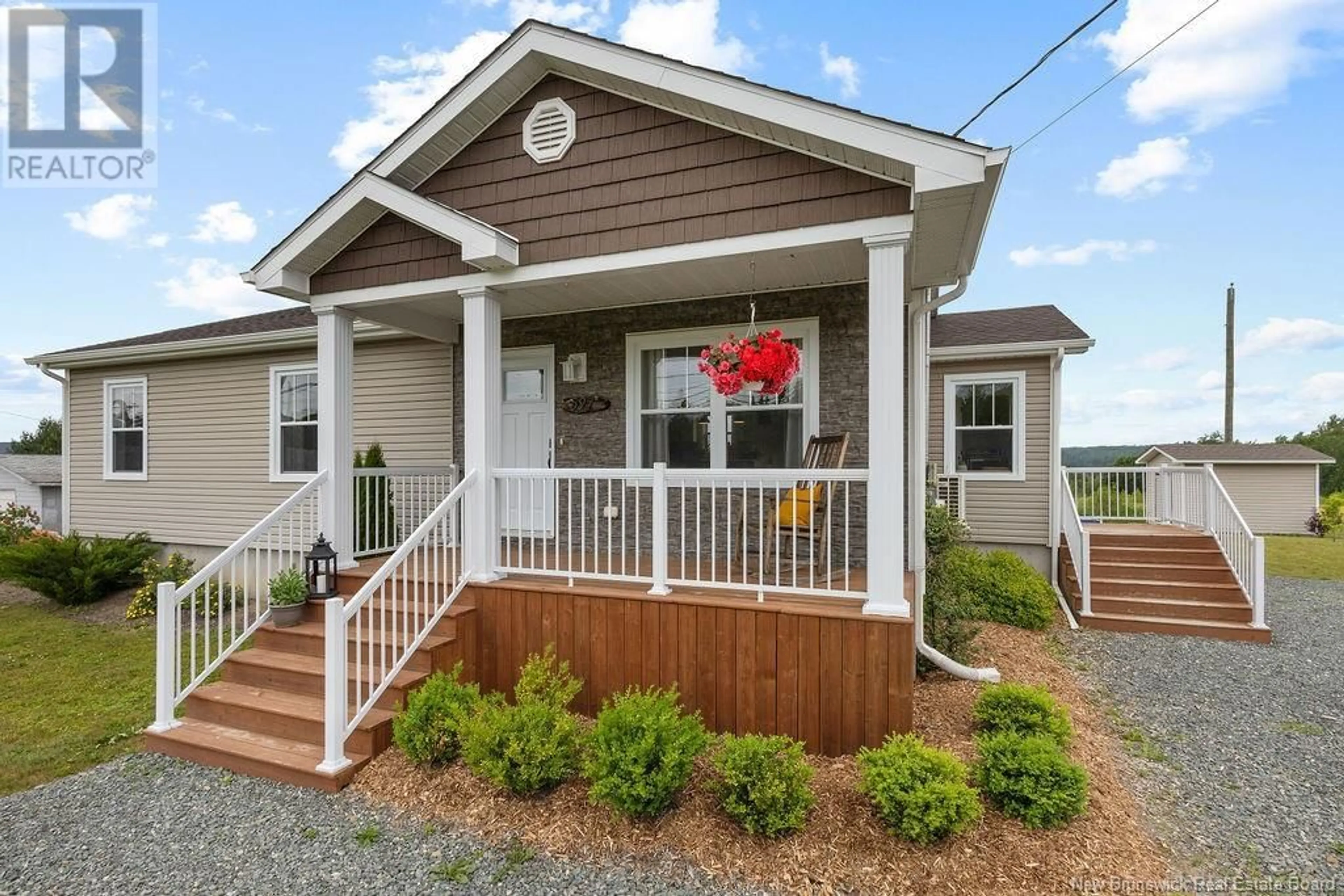 Home with vinyl exterior material, unknown for 597 WATER STREET, Miramichi New Brunswick E1N4B9