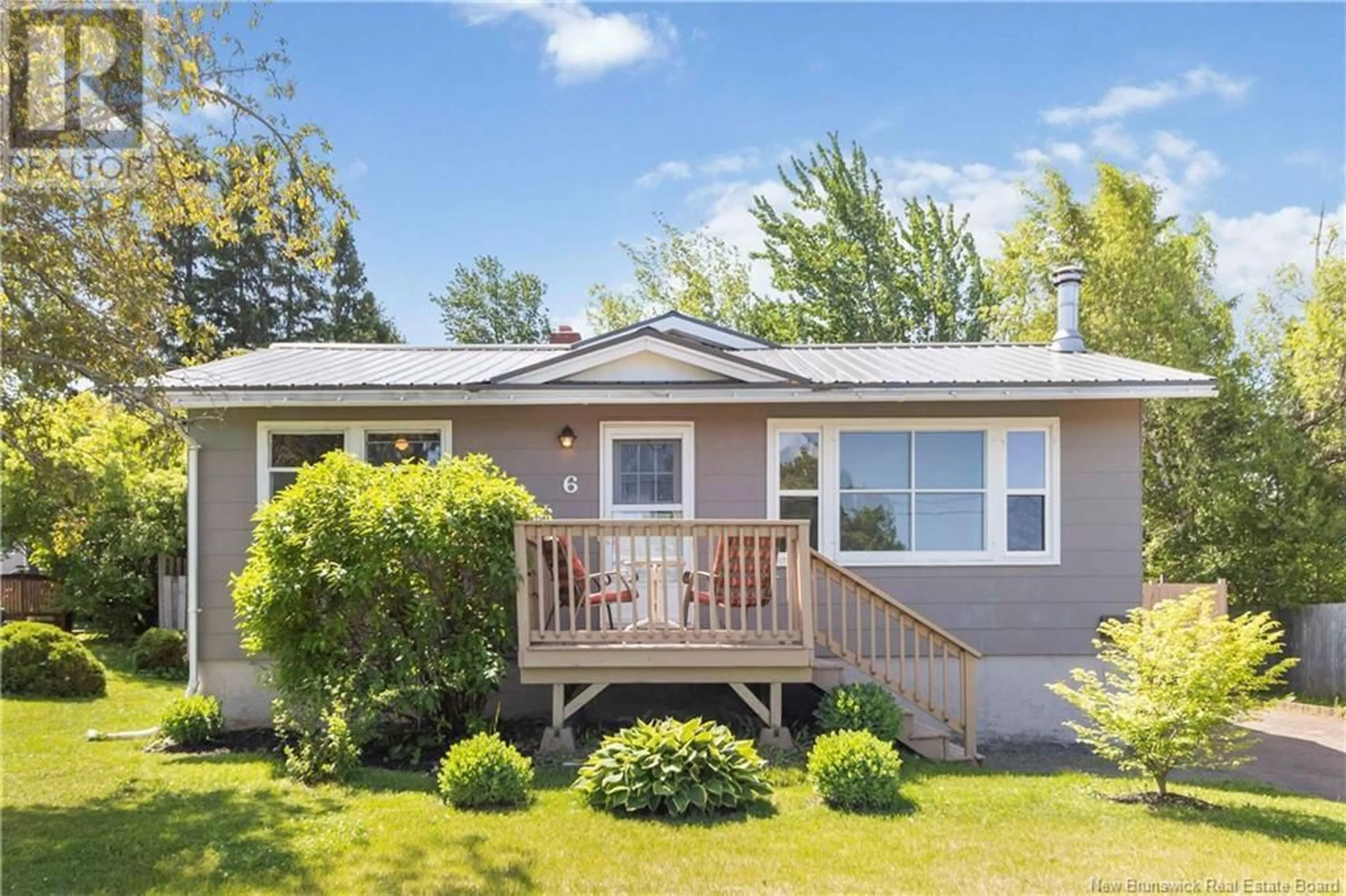 Home with vinyl exterior material, street for 6 WINDSOR STREET, Riverview New Brunswick E1B2X6