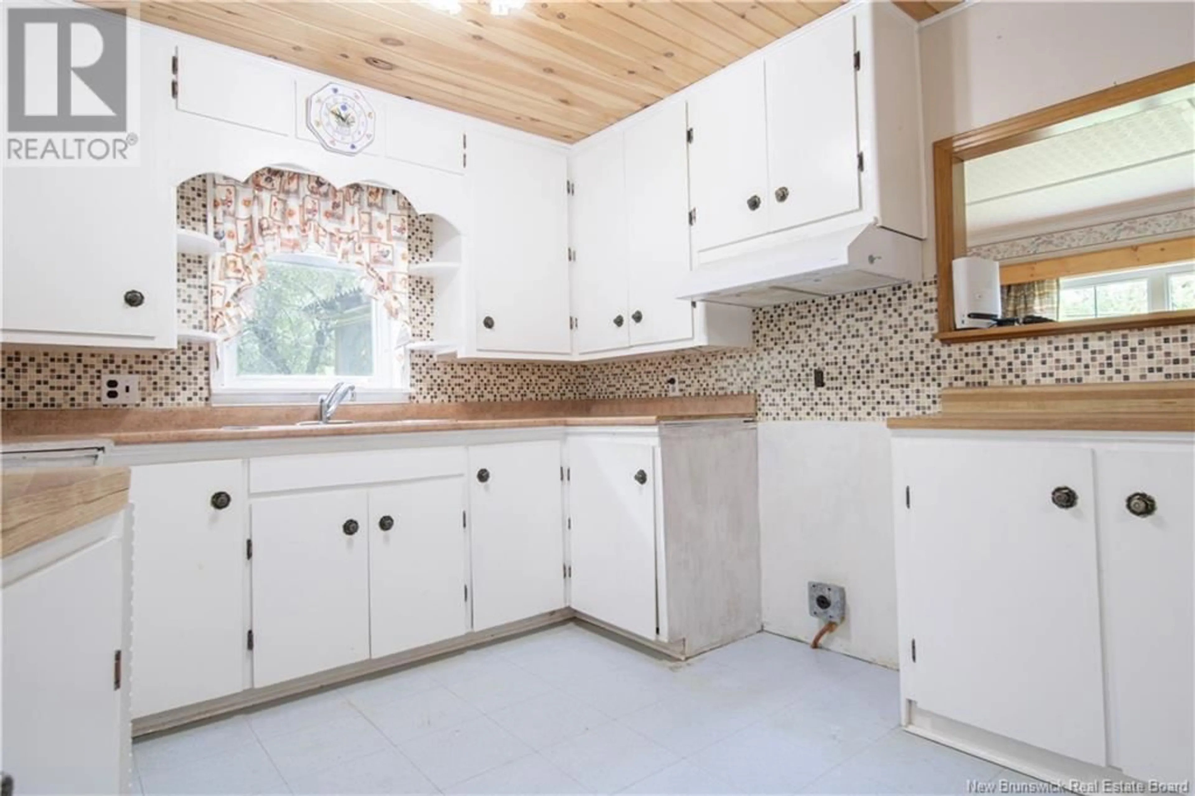 Standard kitchen, unknown for 159 ROUTE 905 ROUTE, Forest Glen New Brunswick E4Z6C2