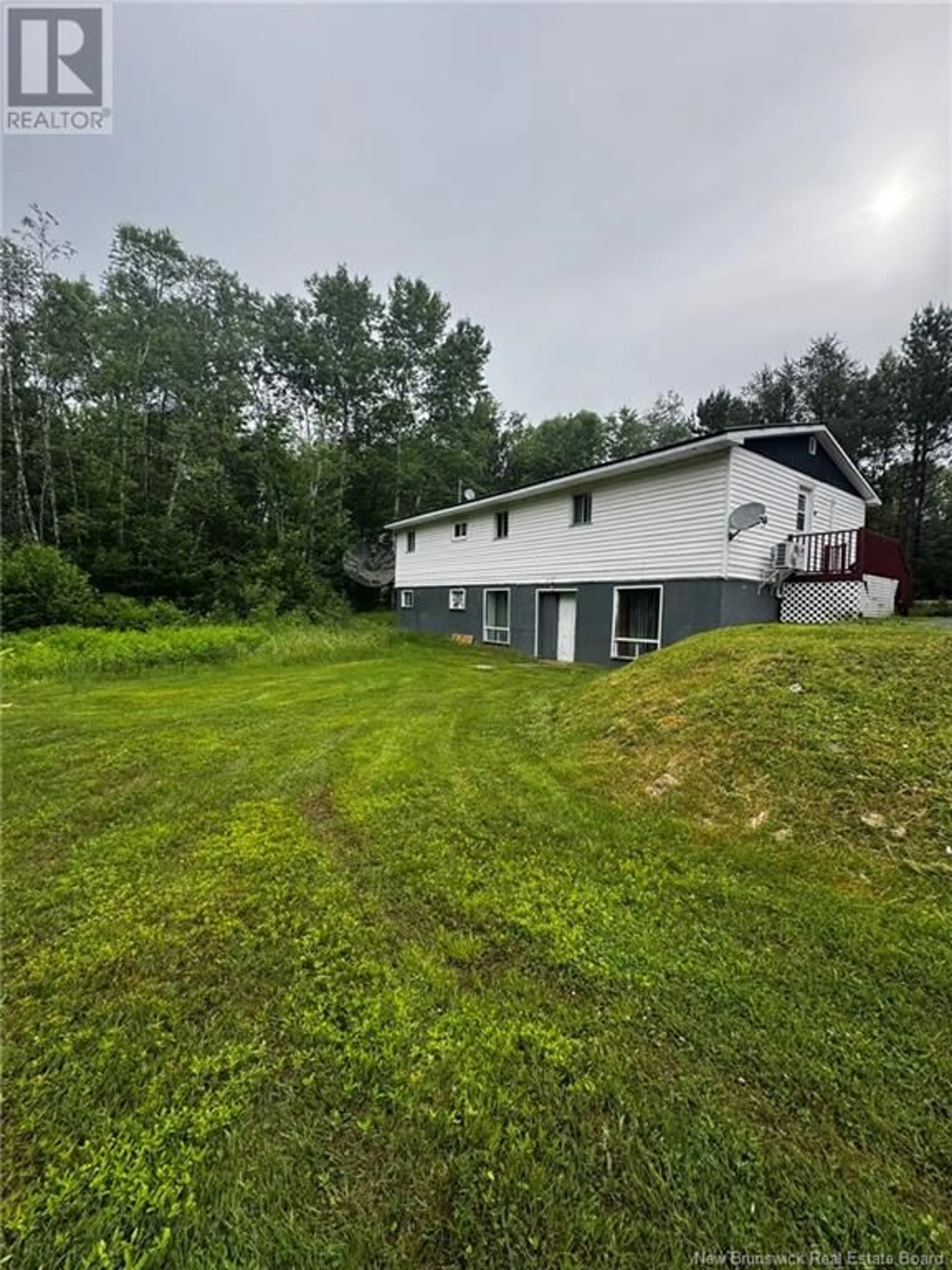 A pic from outside/outdoor area/front of a property/back of a property/a pic from drone, unknown for 1631 HWY 118, White Rapids New Brunswick E9B1A5