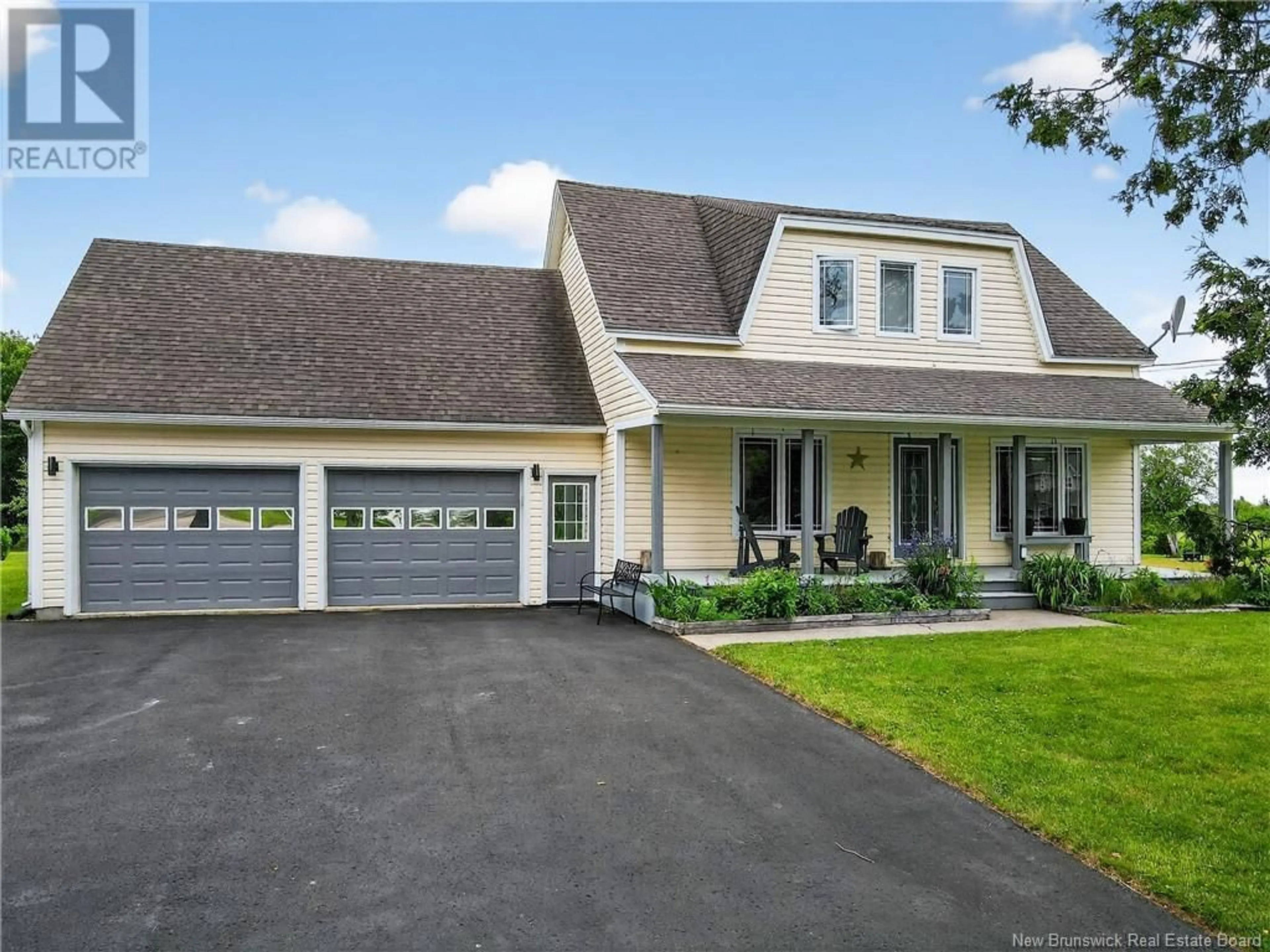 Home with vinyl exterior material, street for 5107 ROUTE 134, Cocagne New Brunswick E4R2Y6